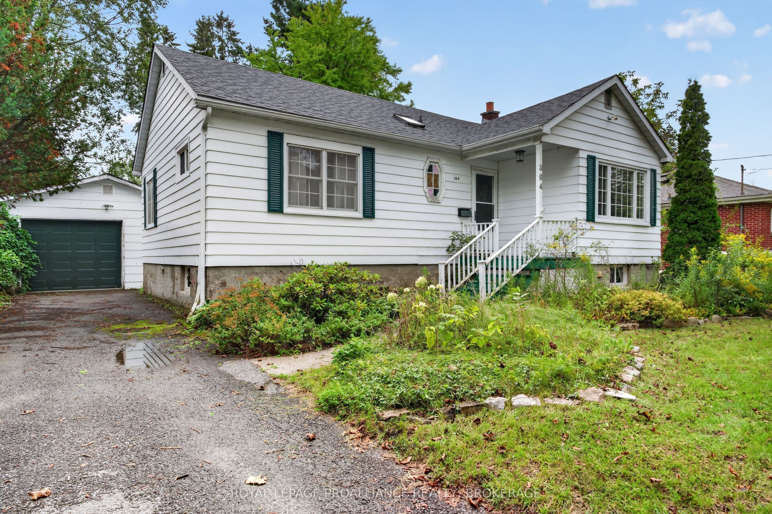 364 Glengarry Road, Kingston, ON K7M 3K2