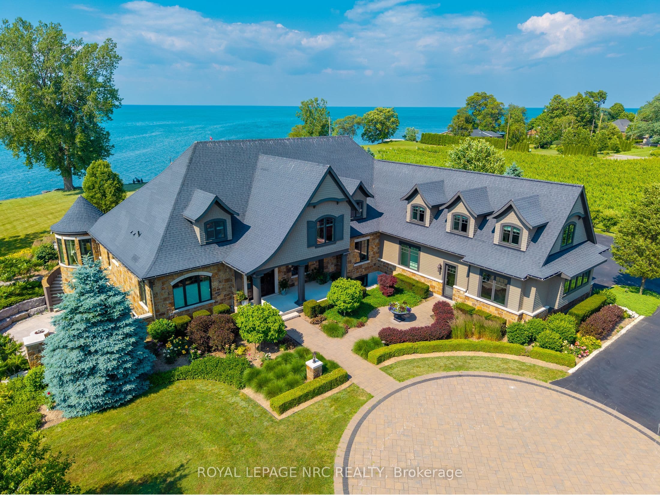 1234 Lakeshore Road, Niagara-on-the-Lake, ON L0S 1T0