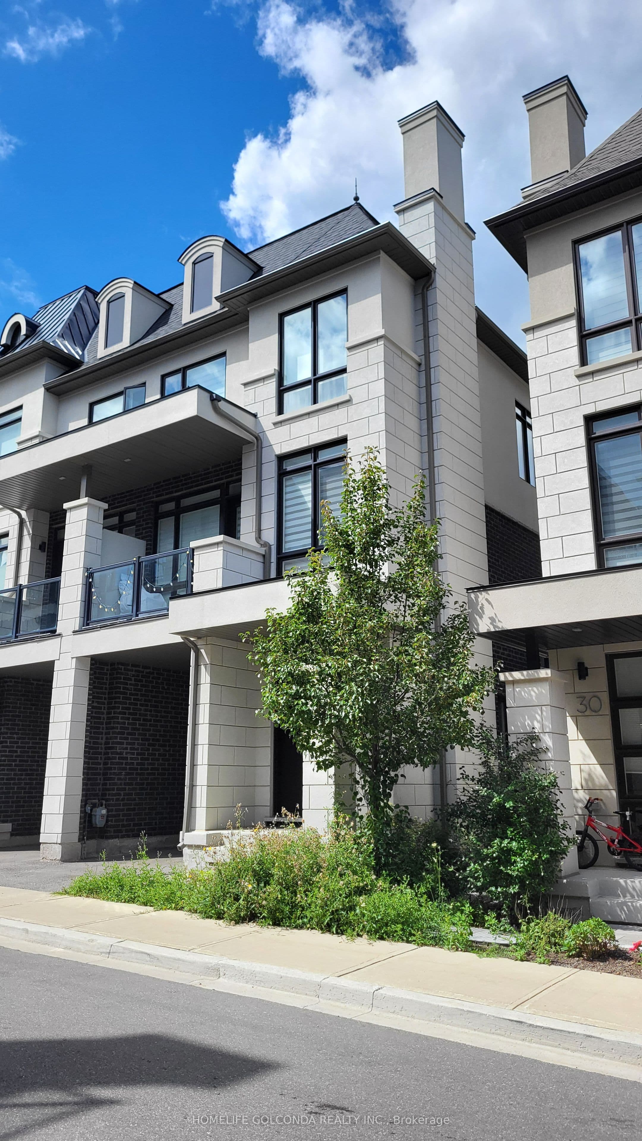 34 Banshee Lane, Richmond Hill, ON L4E 1H4