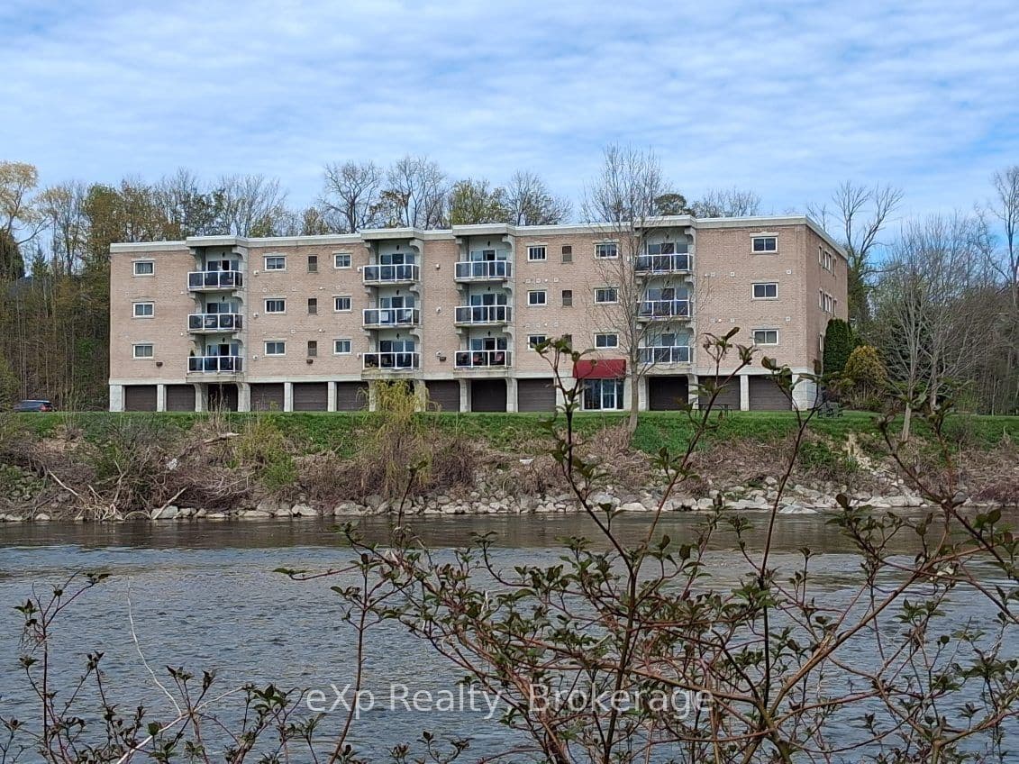 85 William Street N 202, Brockton, ON N0G 2V0