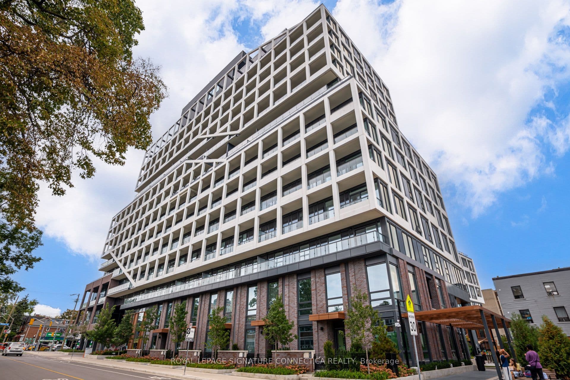 115 Denison Avenue 107, Toronto, ON M5T 2N1