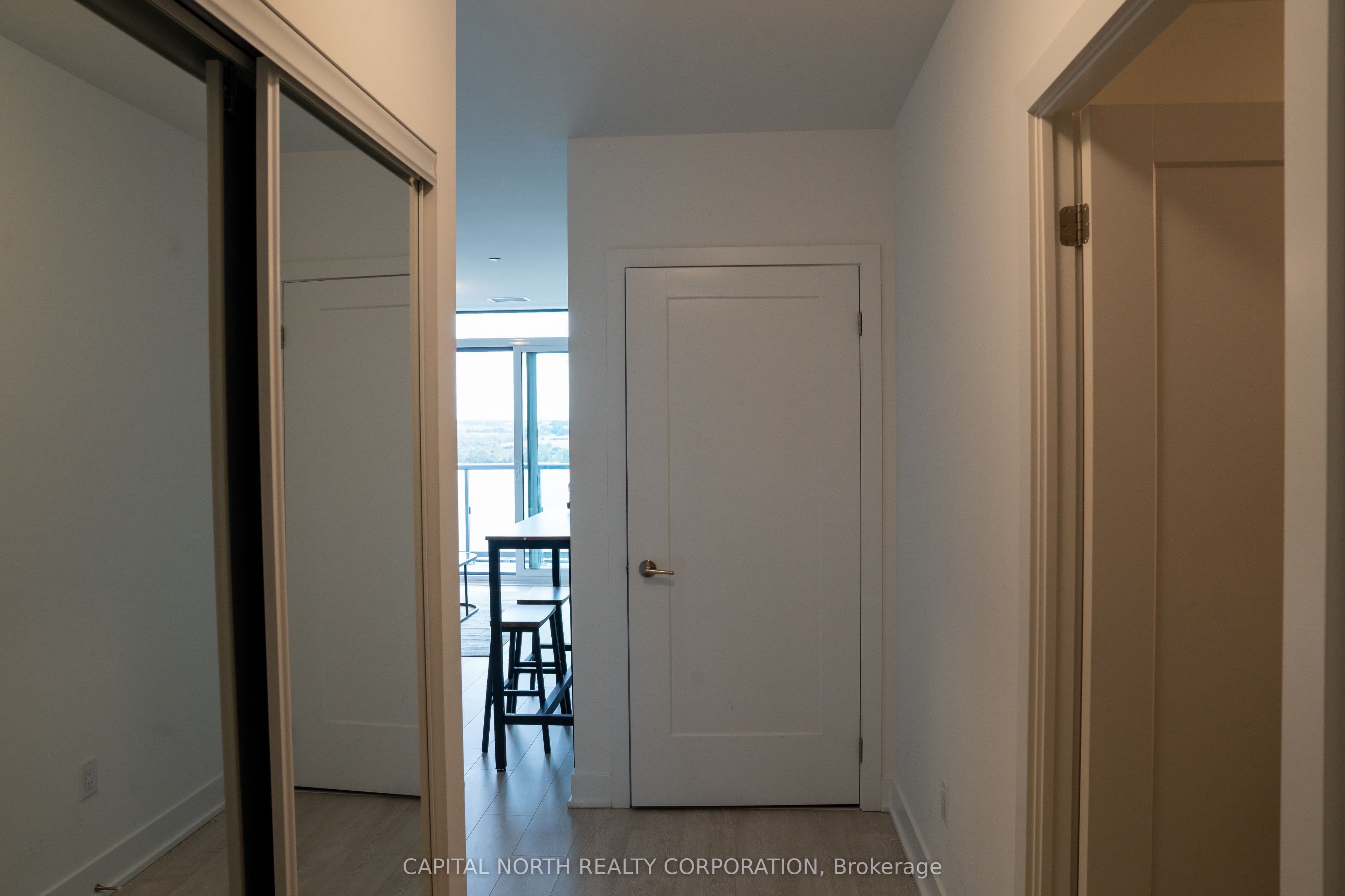 2545 Simcoe Street N 1904, Oshawa, ON L1L 0W3