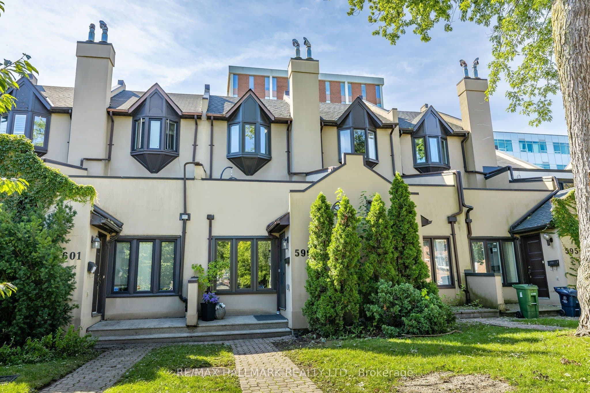 599 Roehampton Avenue, Toronto, ON M4P 1S7