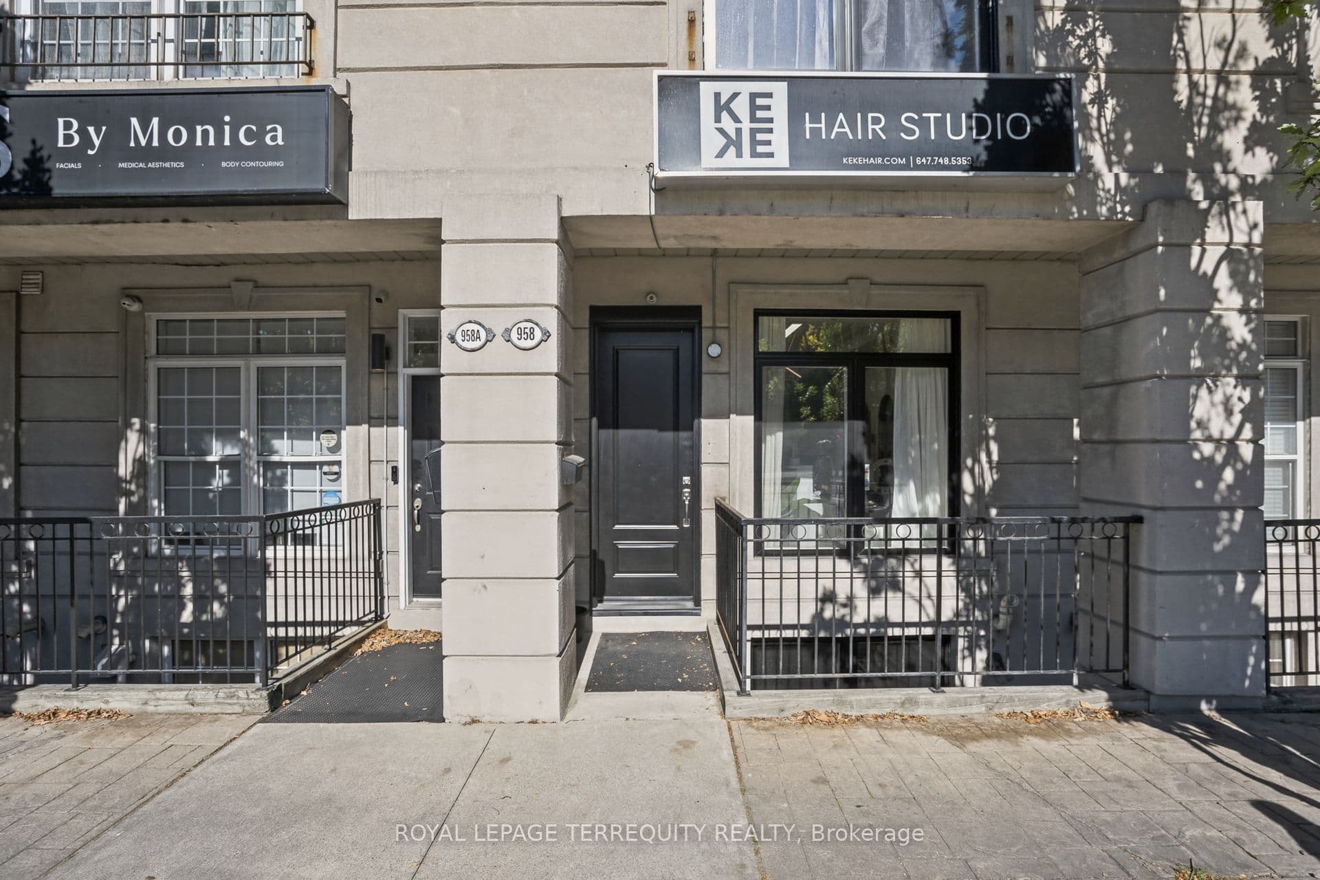 958 The Queensway, Toronto, ON M8Z 1P5