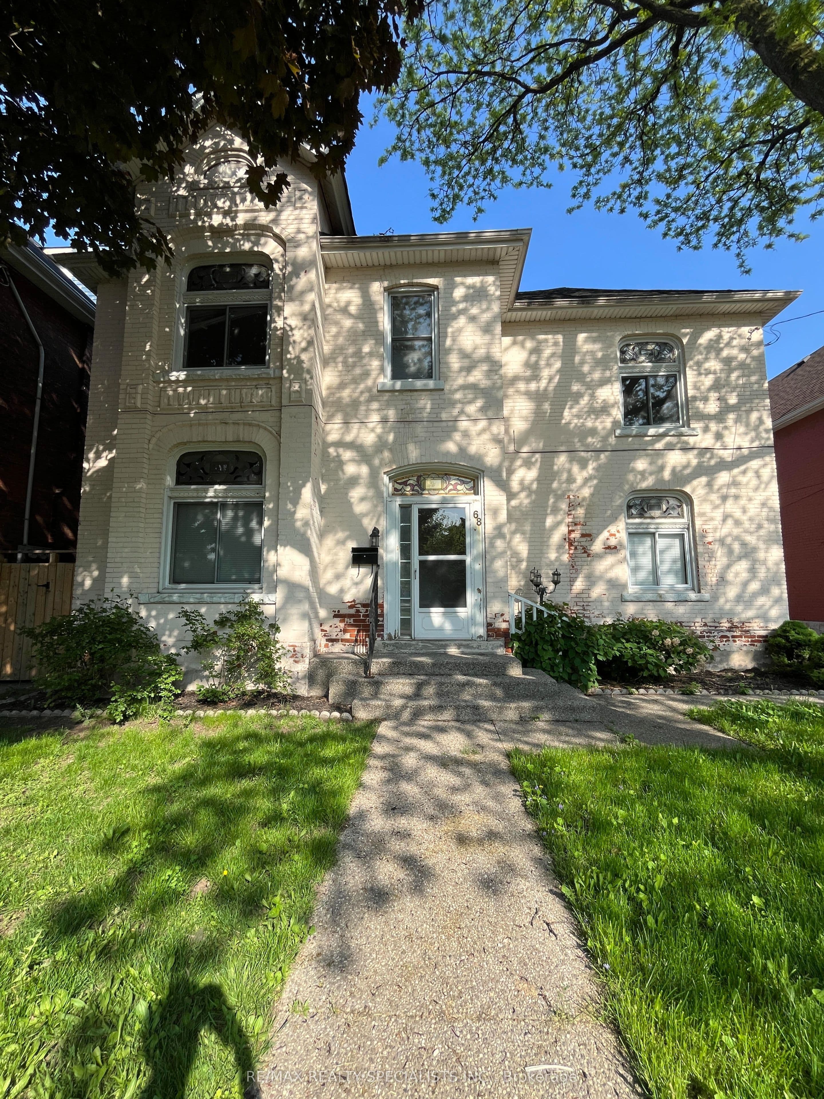 68 EAST Avenue N LOWER, Hamilton, ON L8L 5H5