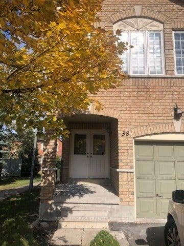 7115 Rexwood Road 38, Mississauga, ON L4T 4L3