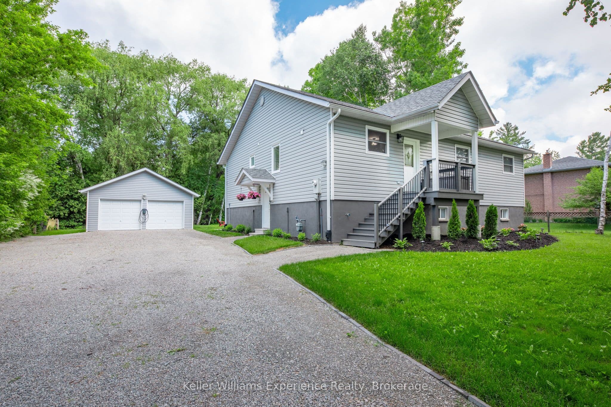 66 Albion Lane, Tiny, ON L9M 1R3