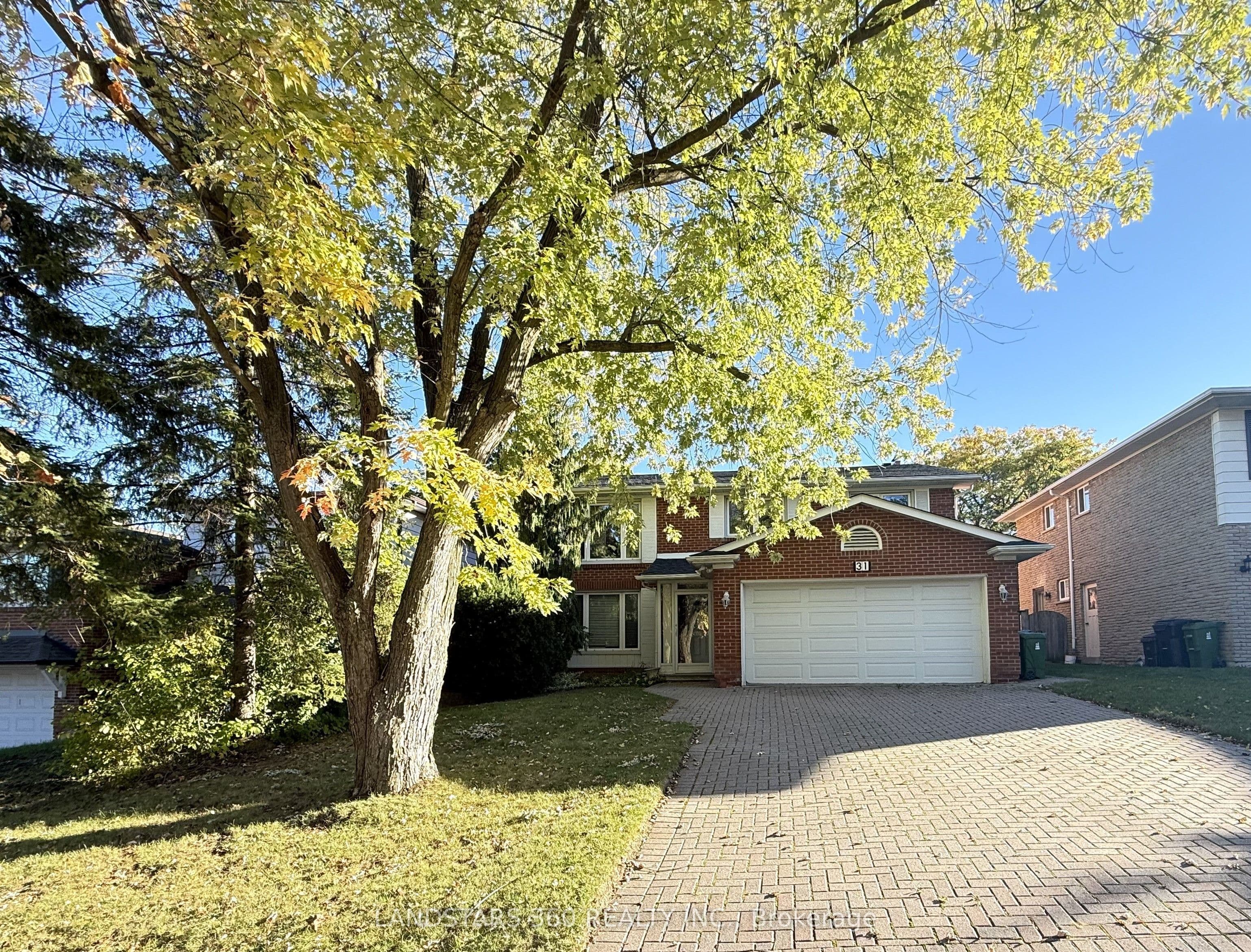 31 Whitehorn Crescent, Toronto, ON M2J 3B1