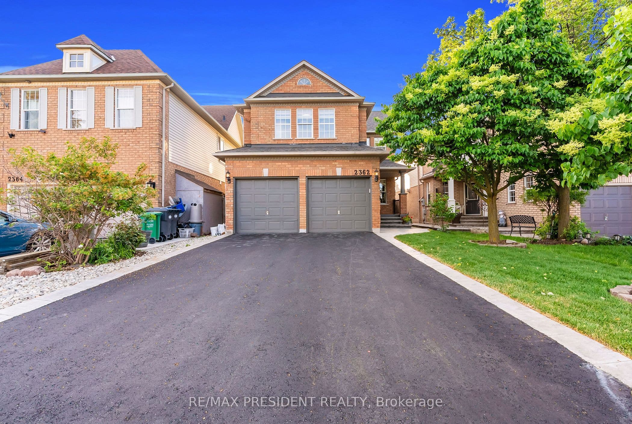 2362 Bankside Drive, Mississauga, ON L5M 6E3