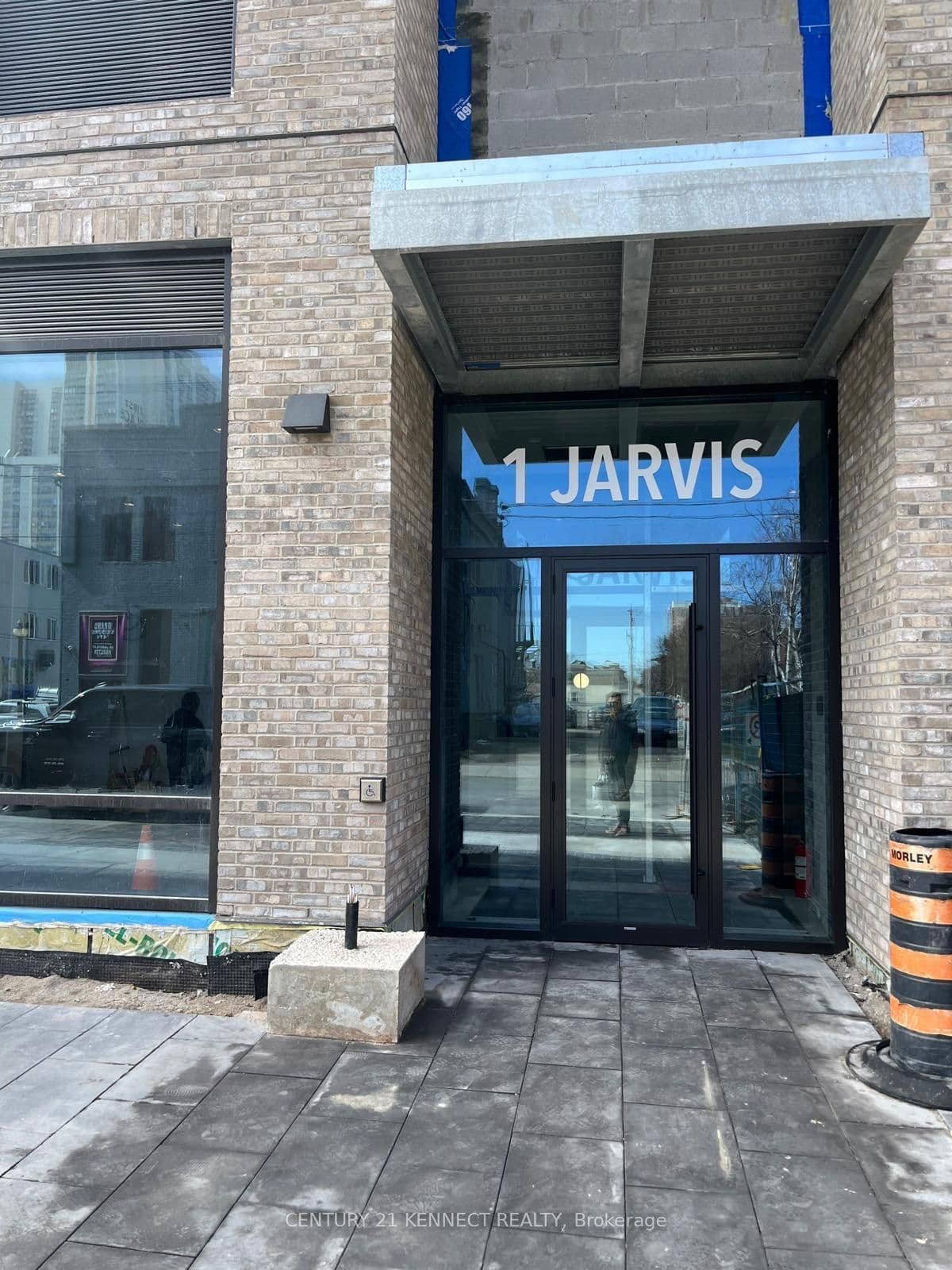 1 Jarvis Street 1108, Hamilton, ON L8R 3J2