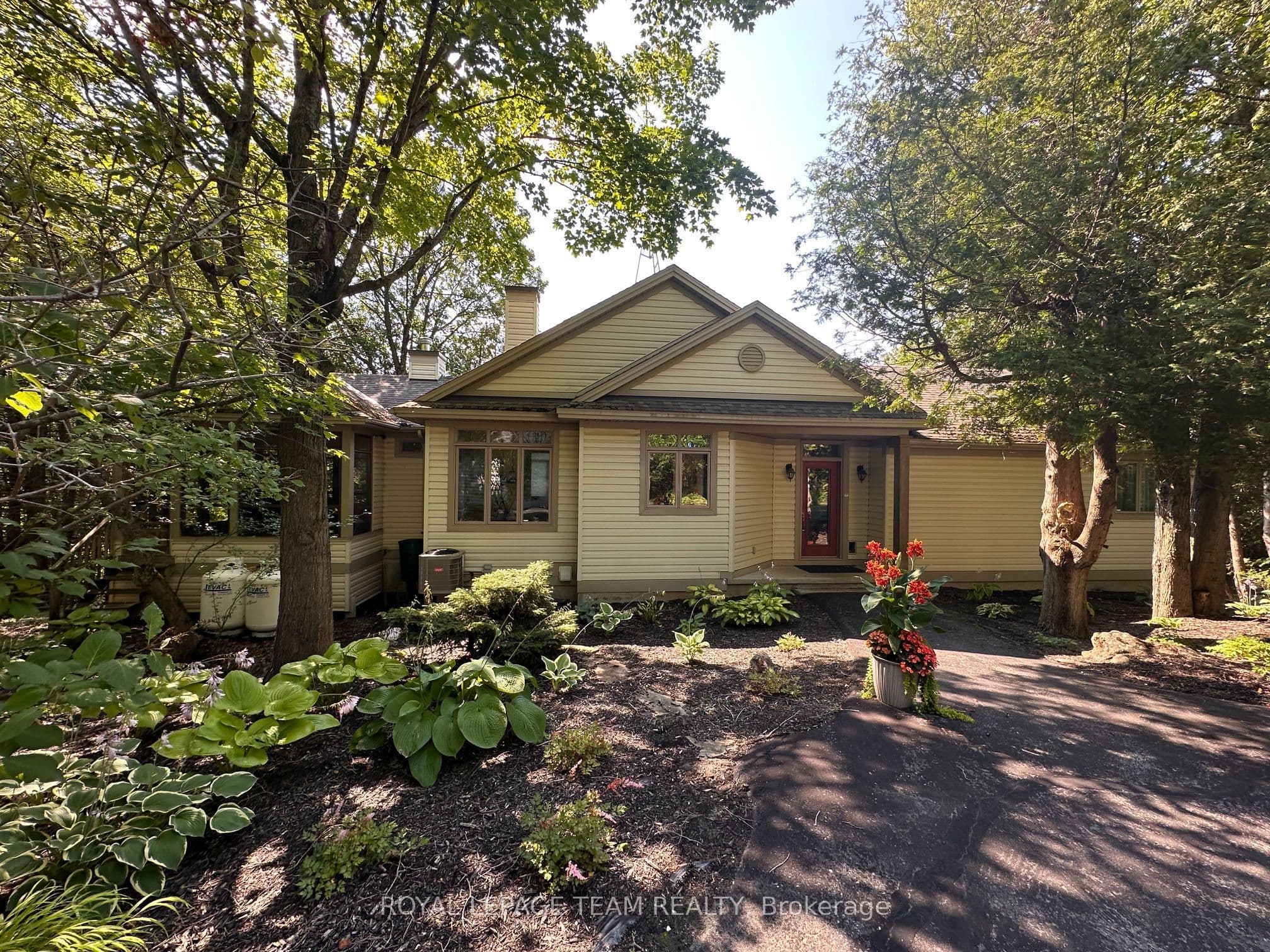 912 Maple Hill Road, North Grenville, ON K0G 1T0