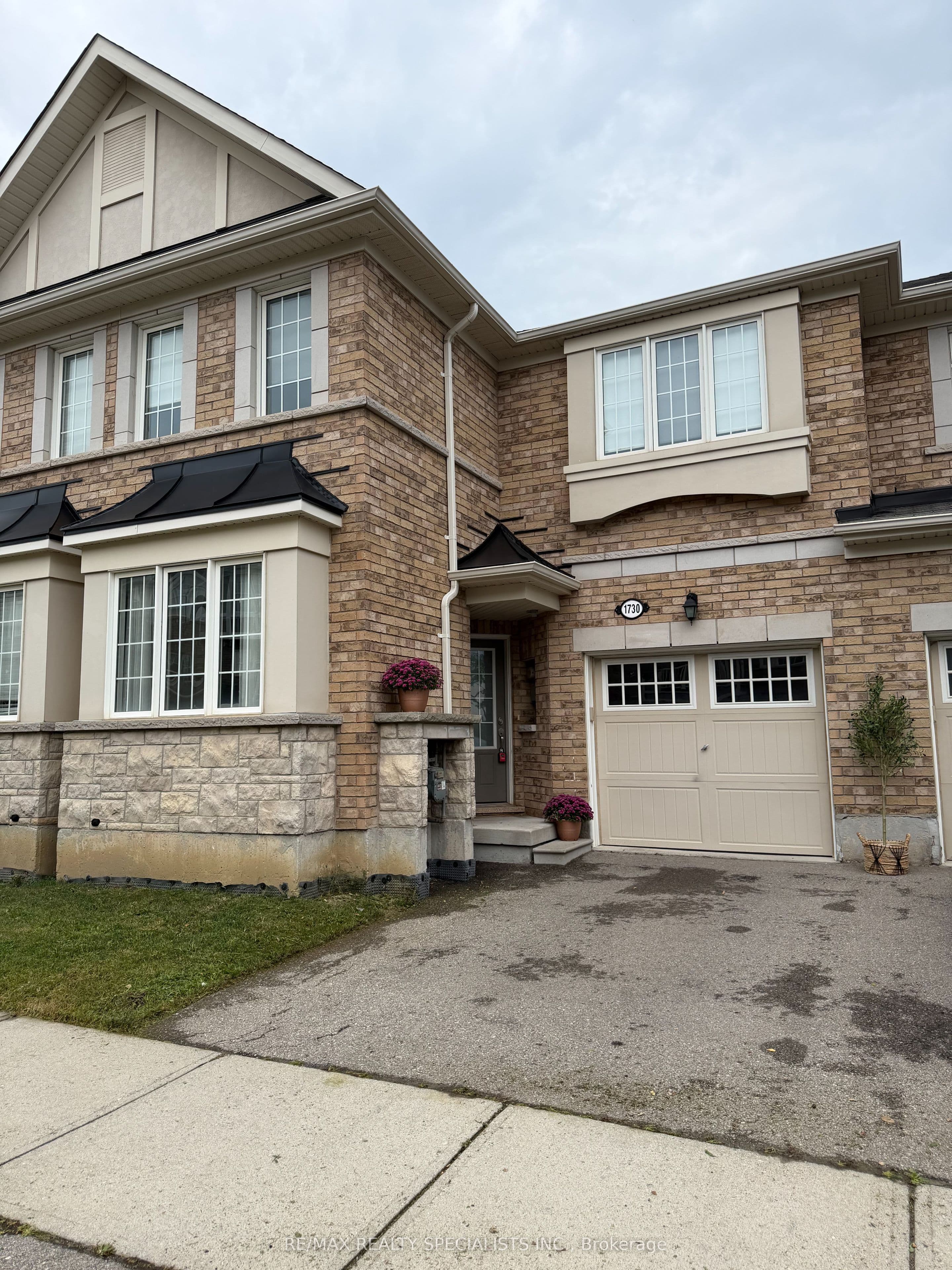 1730 Copeland Circle, Milton, ON L9T 8Y2