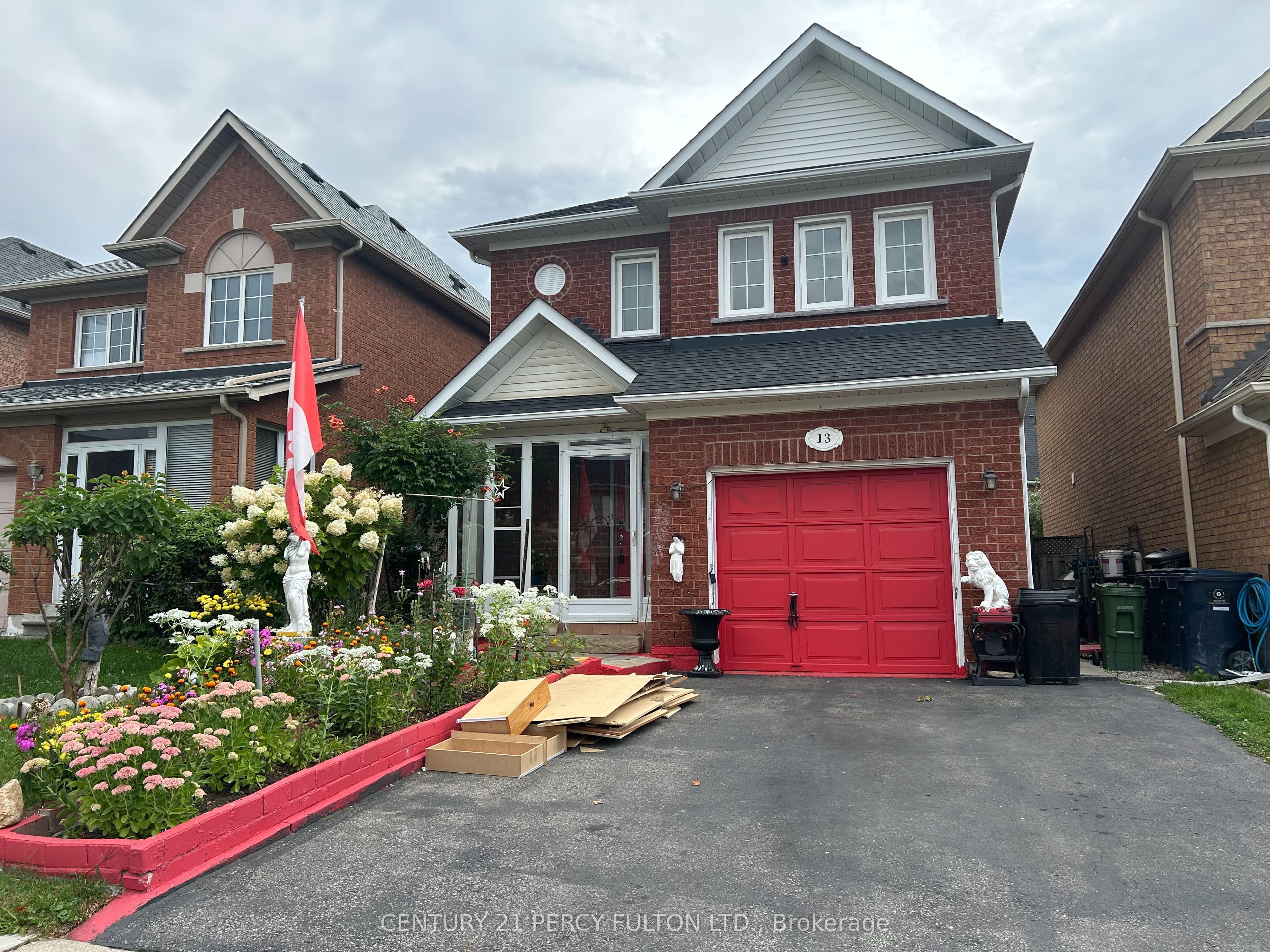 13 Purdy Crescent, Toronto, ON M9N 3X8