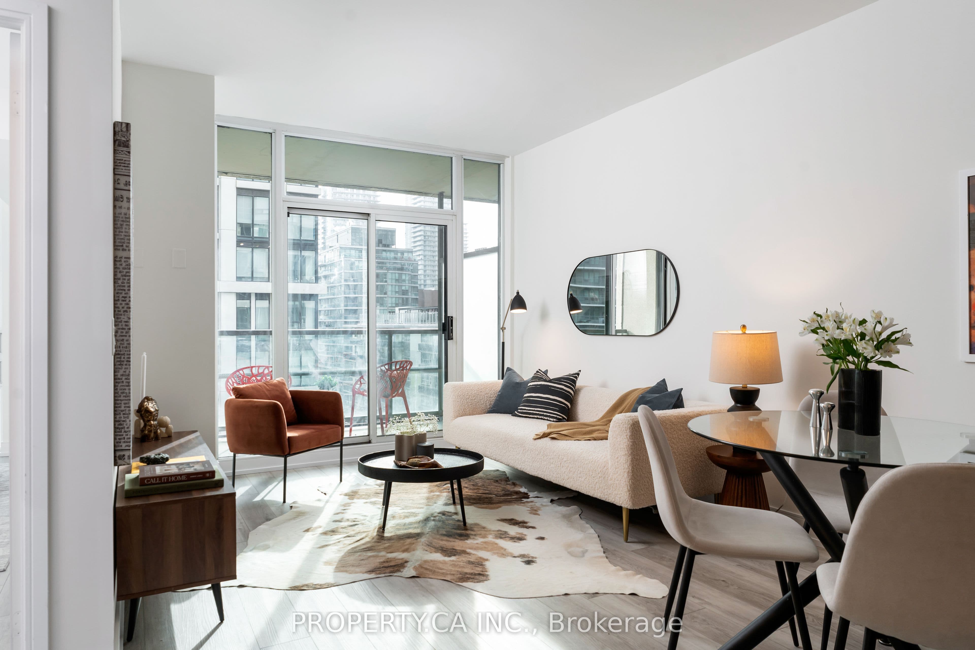 88 Broadway Avenue 1004, Toronto, ON M4P 0A5