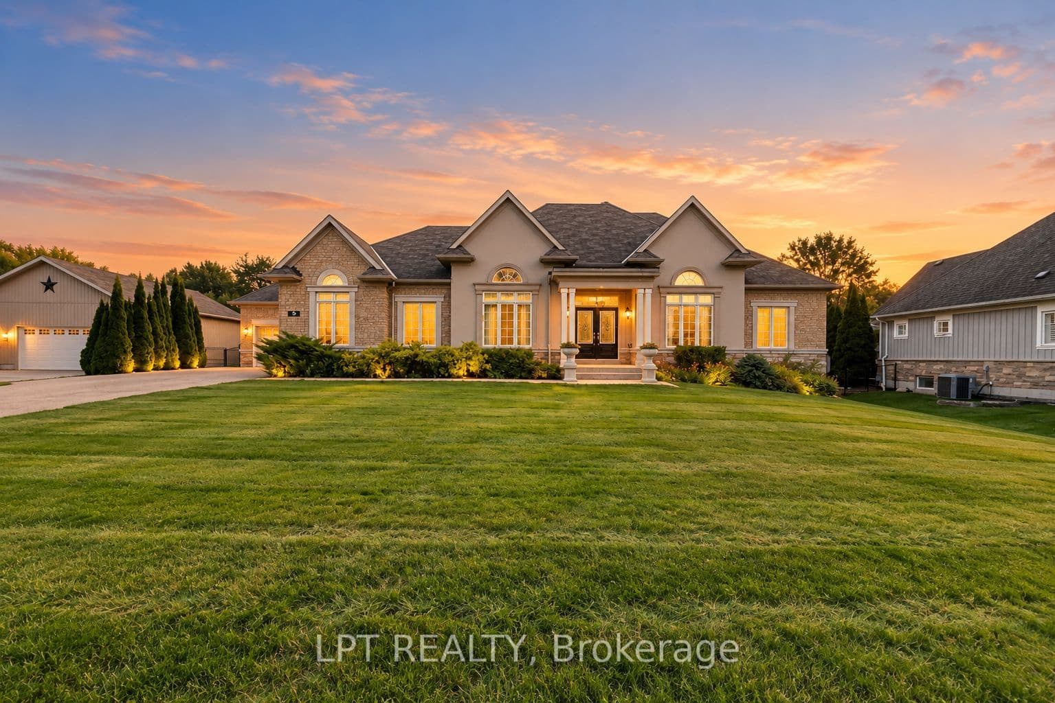 5 Wolford Court, Georgina, ON L4P 0B1