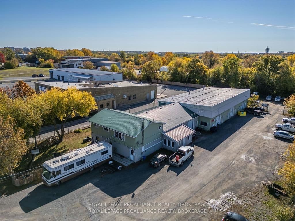 830 John Counter Boulevard, Kingston, ON K7K 2R1