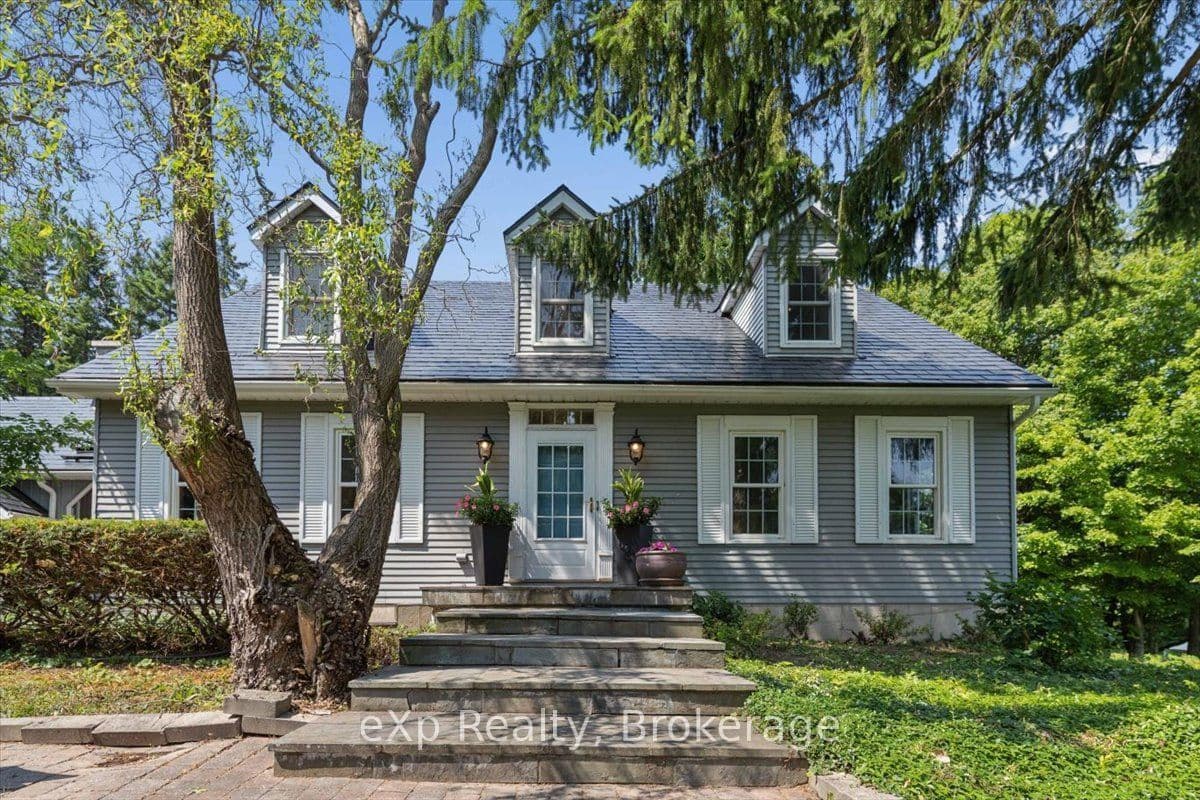 2039 Blacklock Street, Milton, ON L0P 1B0