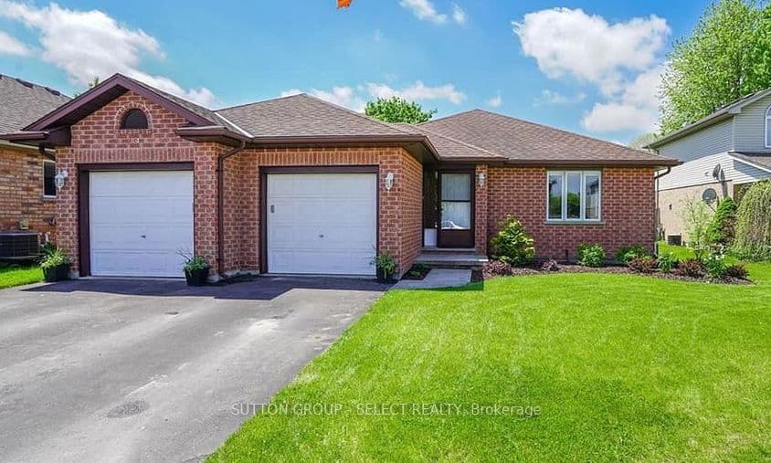 234 Parkview Drive, Strathroy-Caradoc, ON N7G 4C1