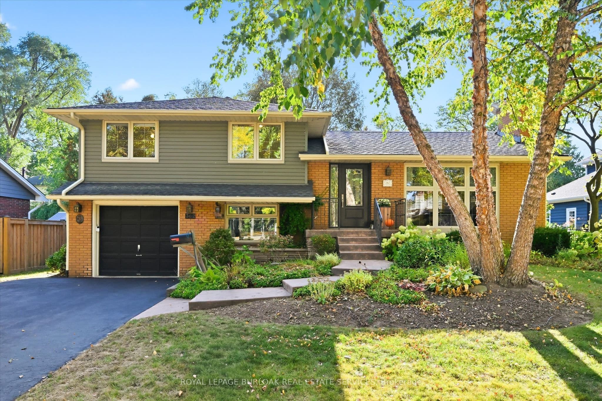 362 Oakwood Drive, Burlington, ON L7N 1X2