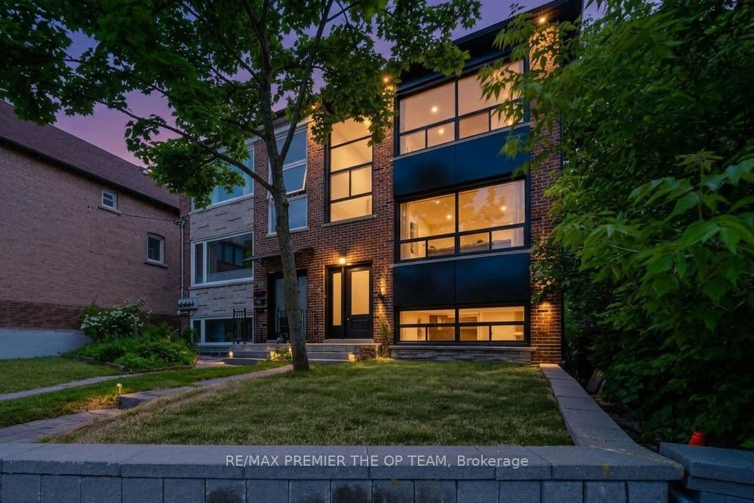299 Quebec Avenue 1, Toronto, ON M6P 2V2