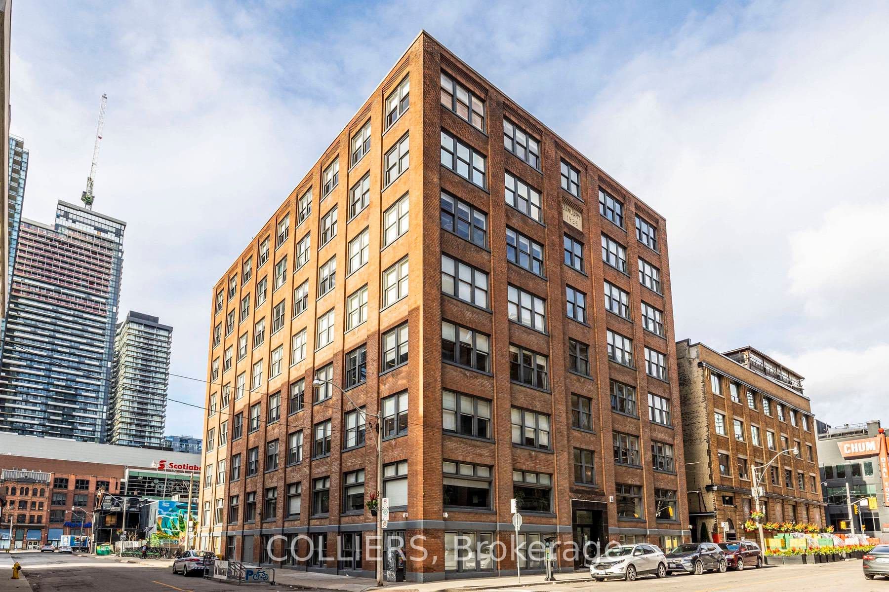 30 Duncan Street 102, Toronto, ON M5V 2C3