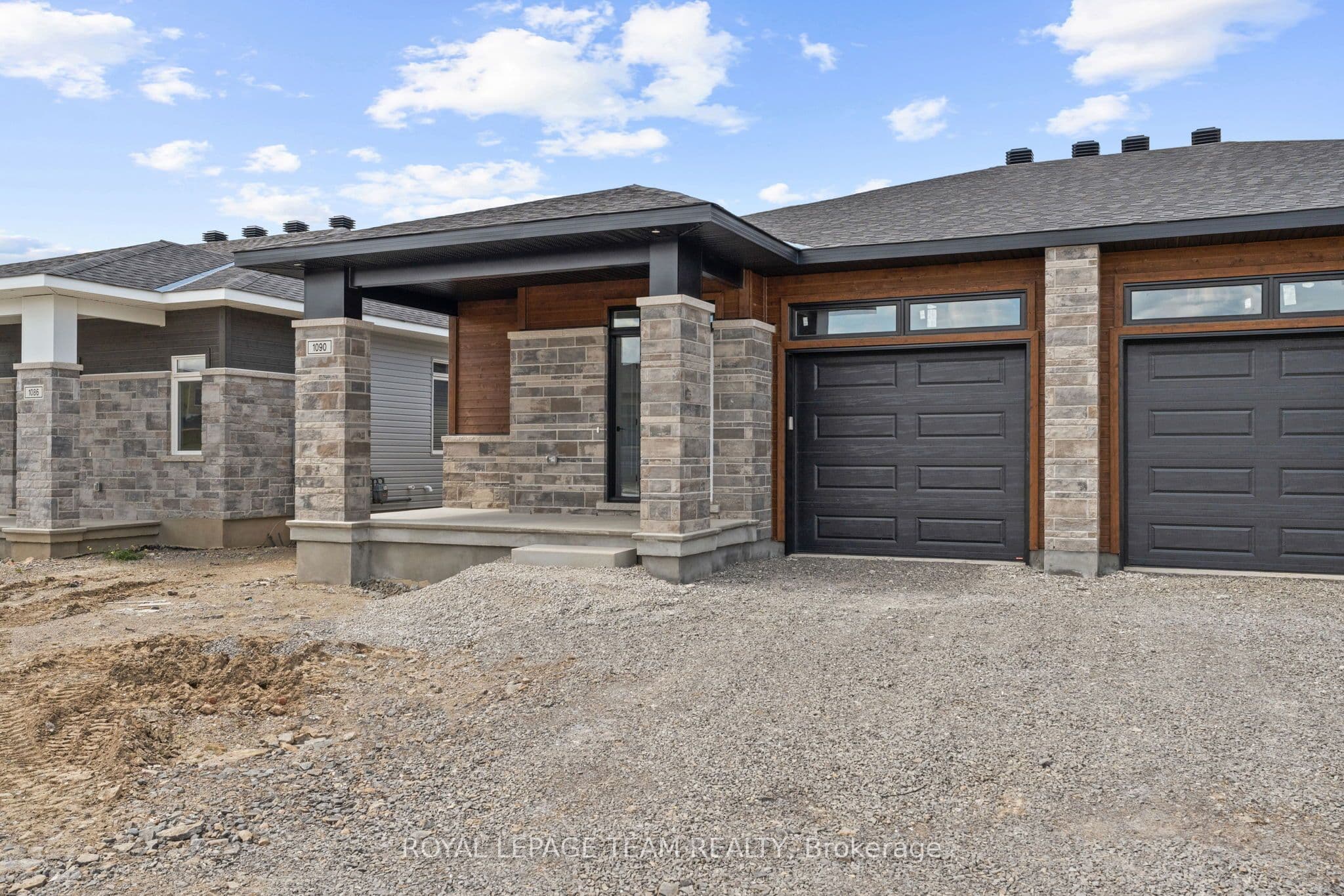 1094 Moore Street, Brockville, ON K6V 0H2