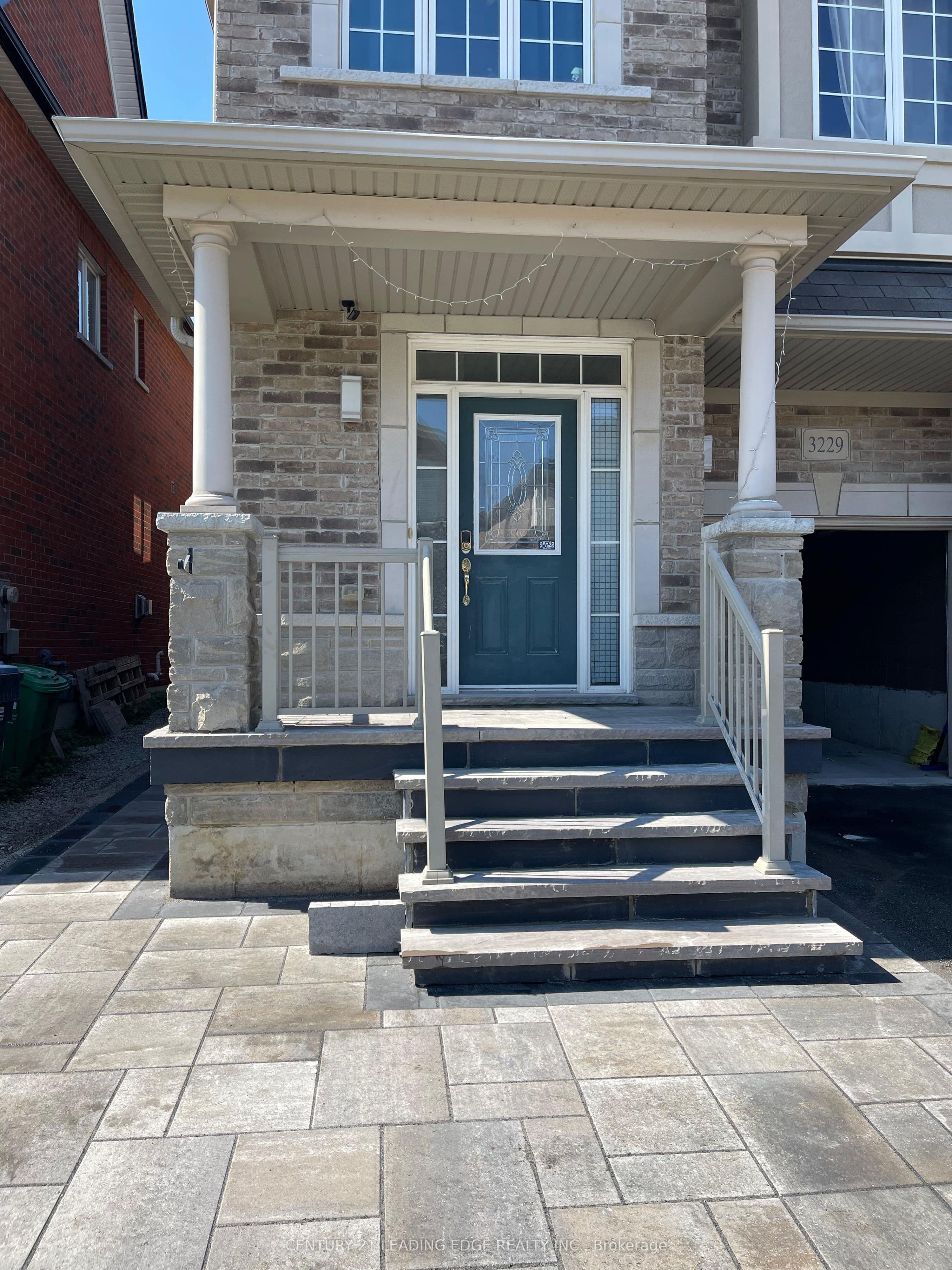 3229 Edwyna Drive, Mississauga, ON L5M 0V3