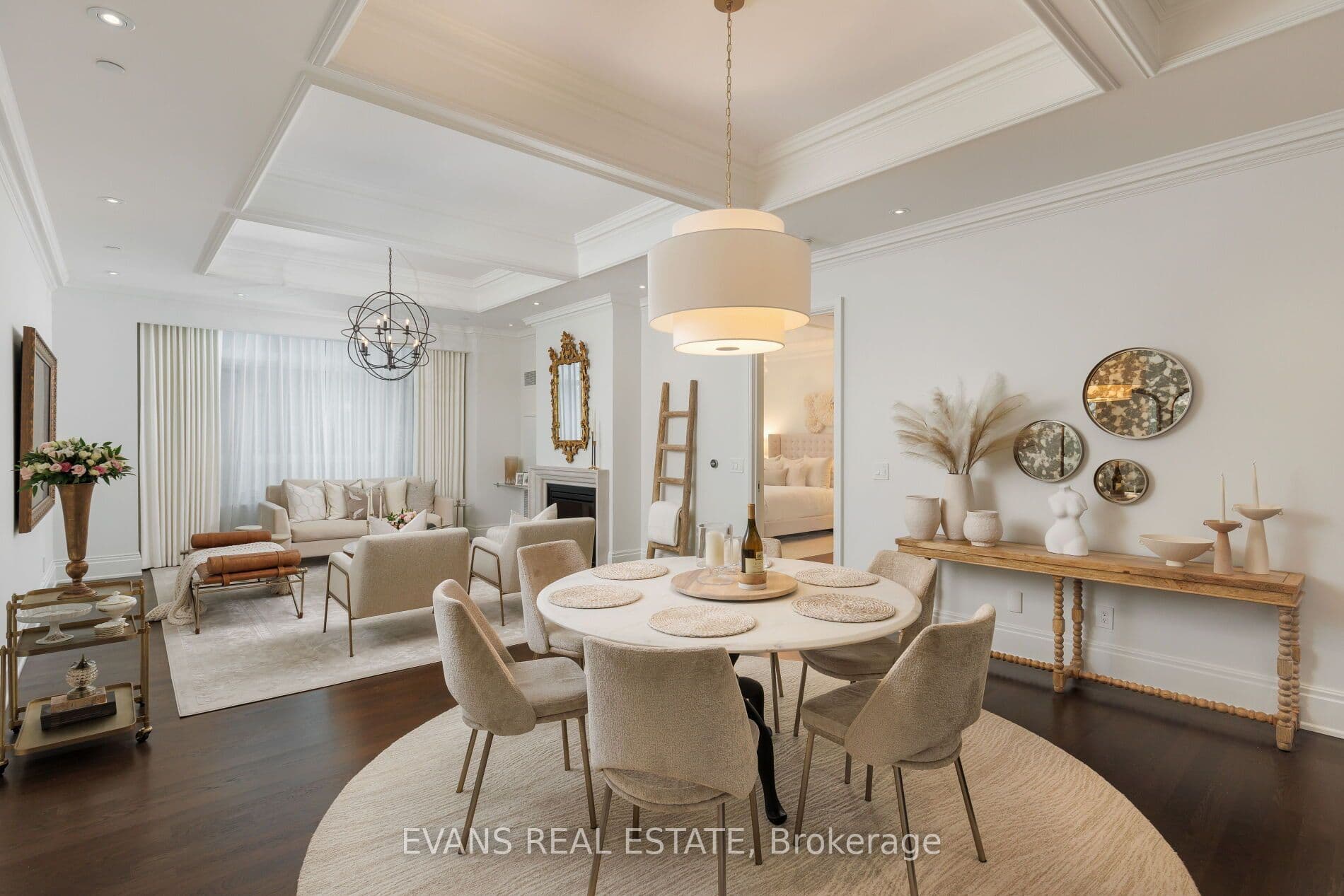 311 Bay Street 3802, Toronto, ON M5H 4G5