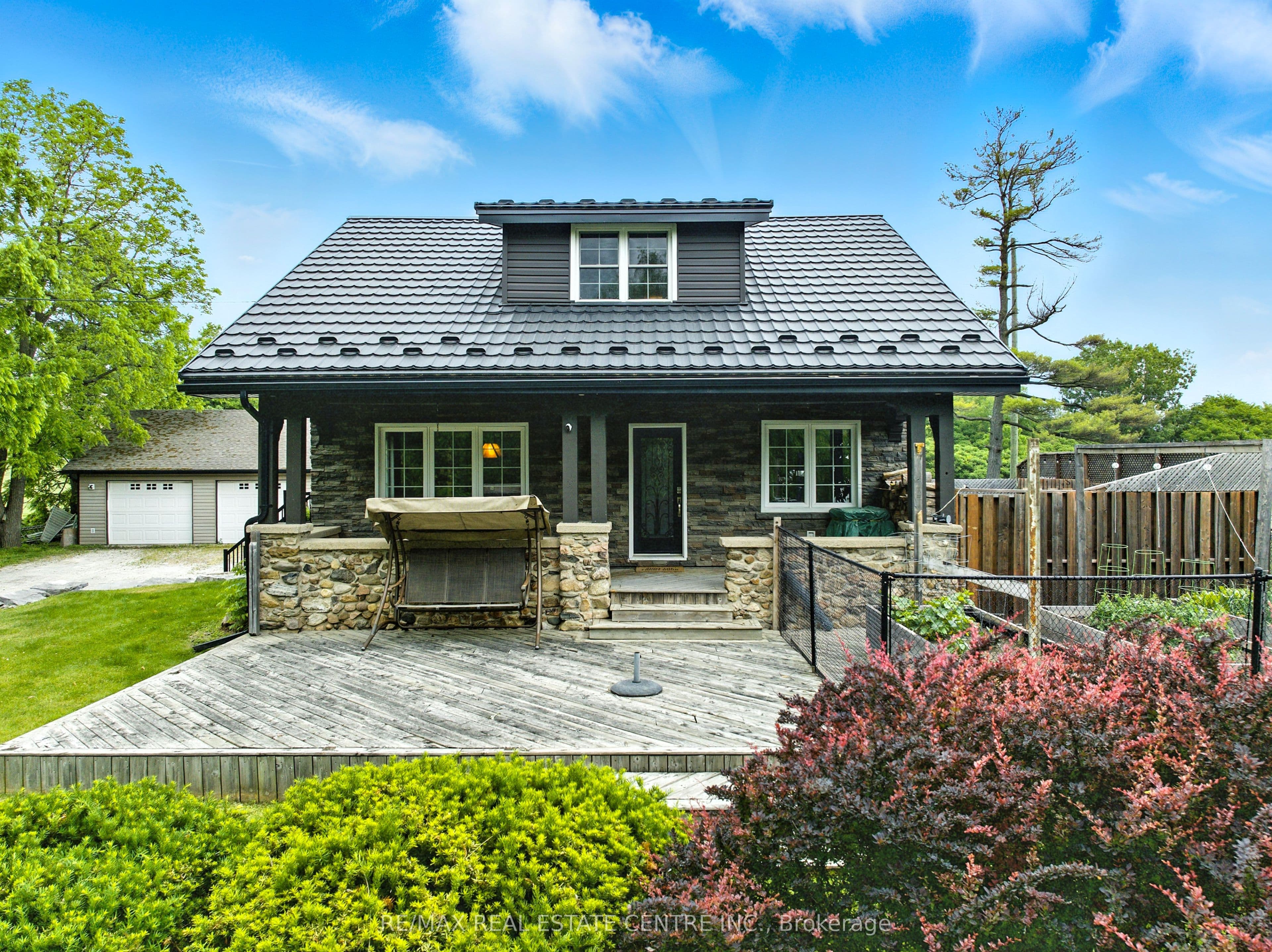 9707 Regional 25 Road, Halton Hills, ON L9T 2X7
