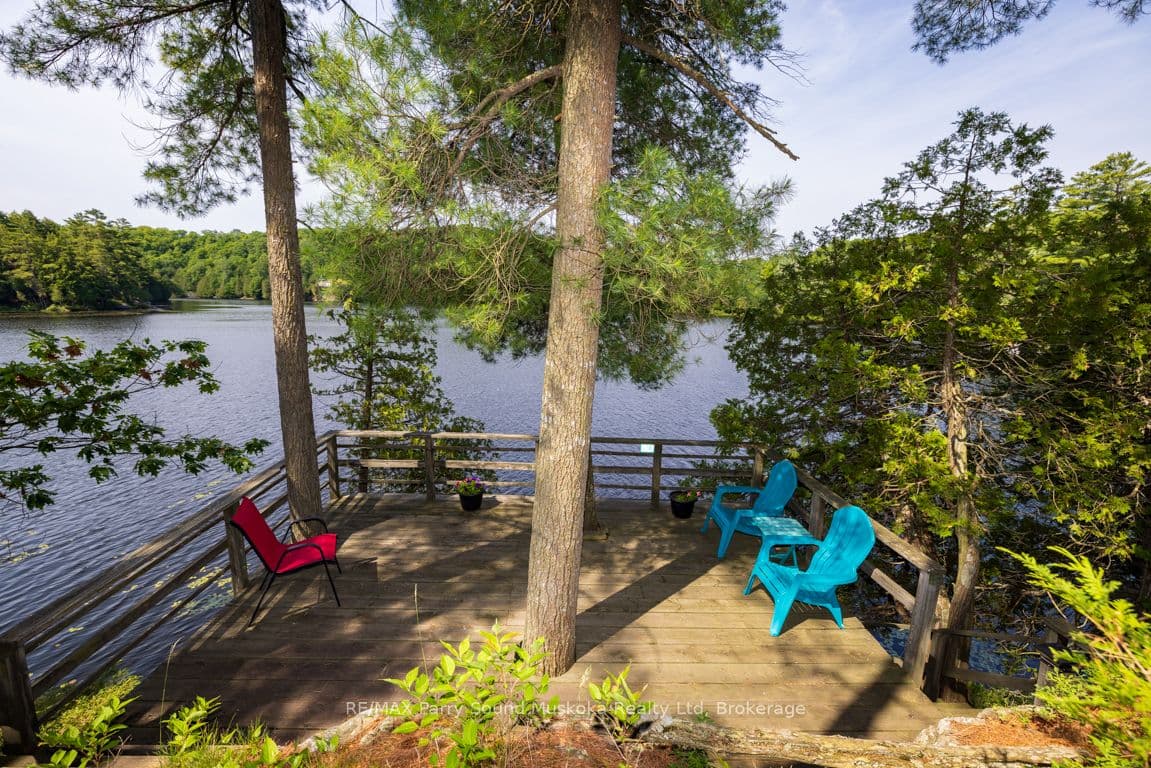 509 Horseshoe Lake WA (Bear Lane), Seguin, ON P2A 2W8