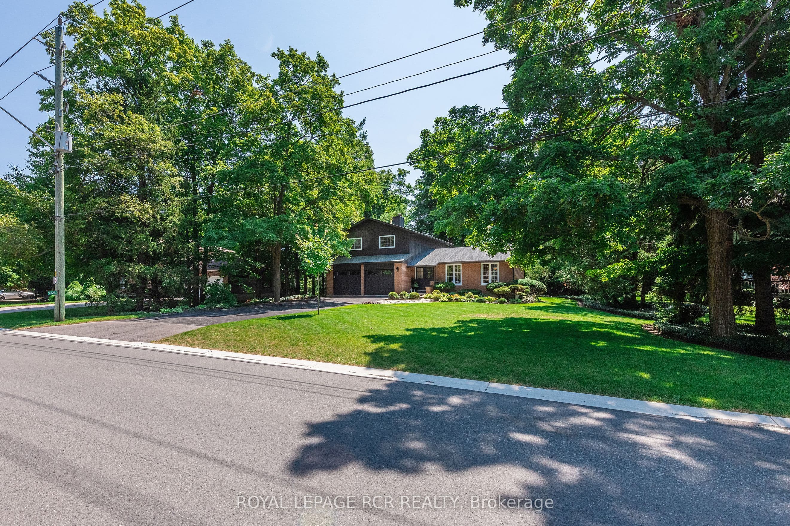 1026 E Queens Bush Road, Wellesley, ON N0B 2T0