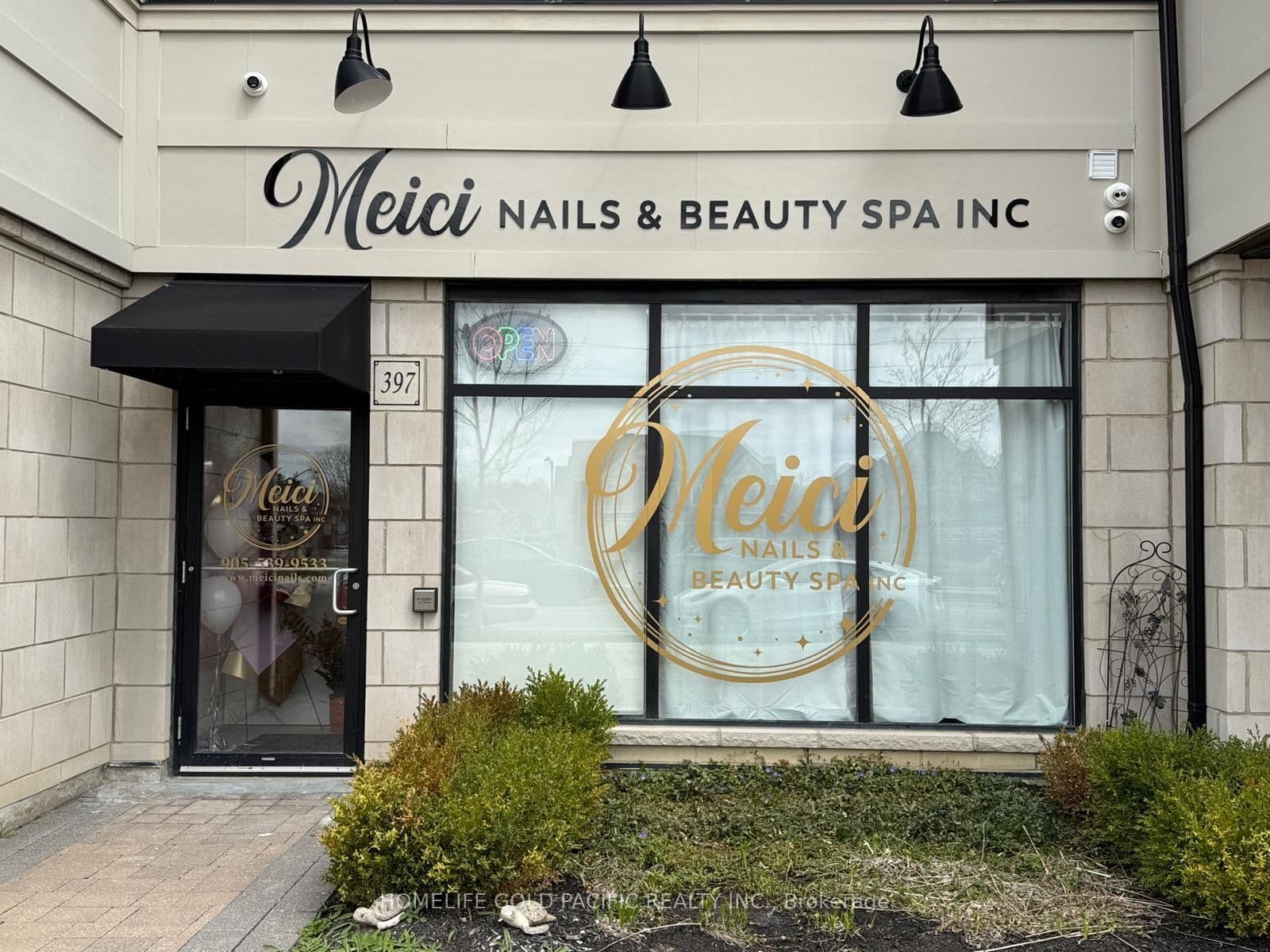 397 Kleinburg Summit Way (Nail Station), Vaughan, ON L4H 4T1