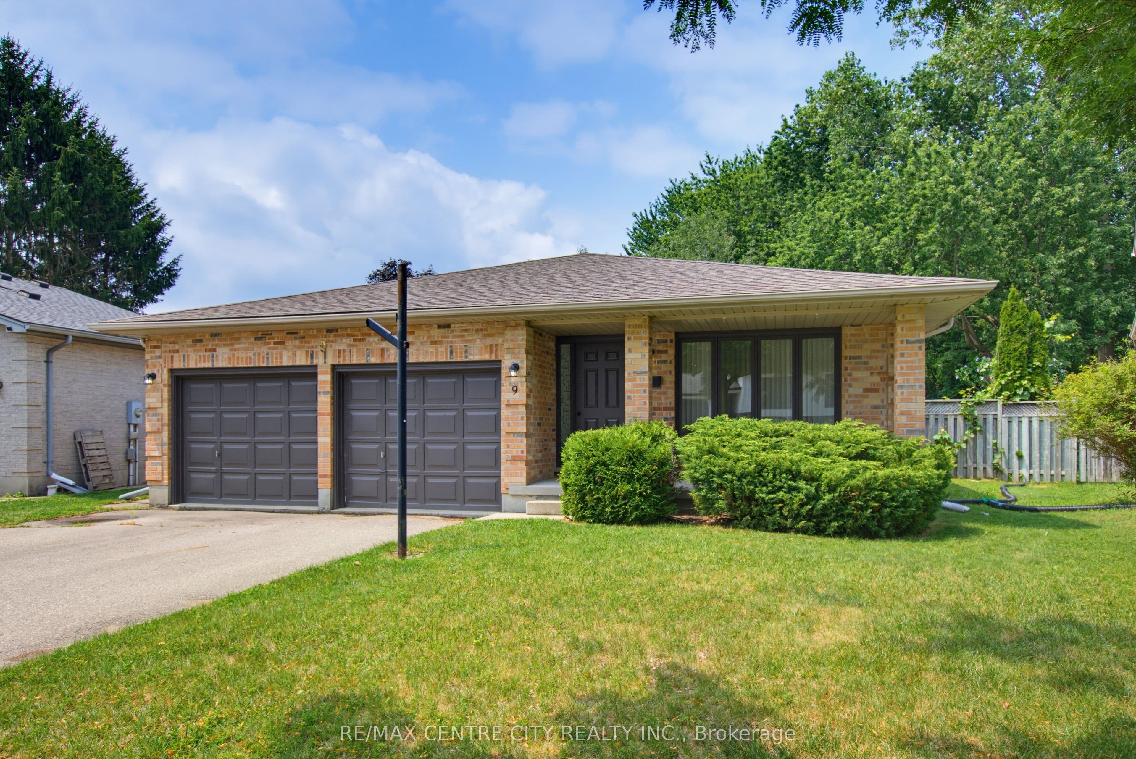 9 Yarmouth Drive, London East, ON N5V 4T9