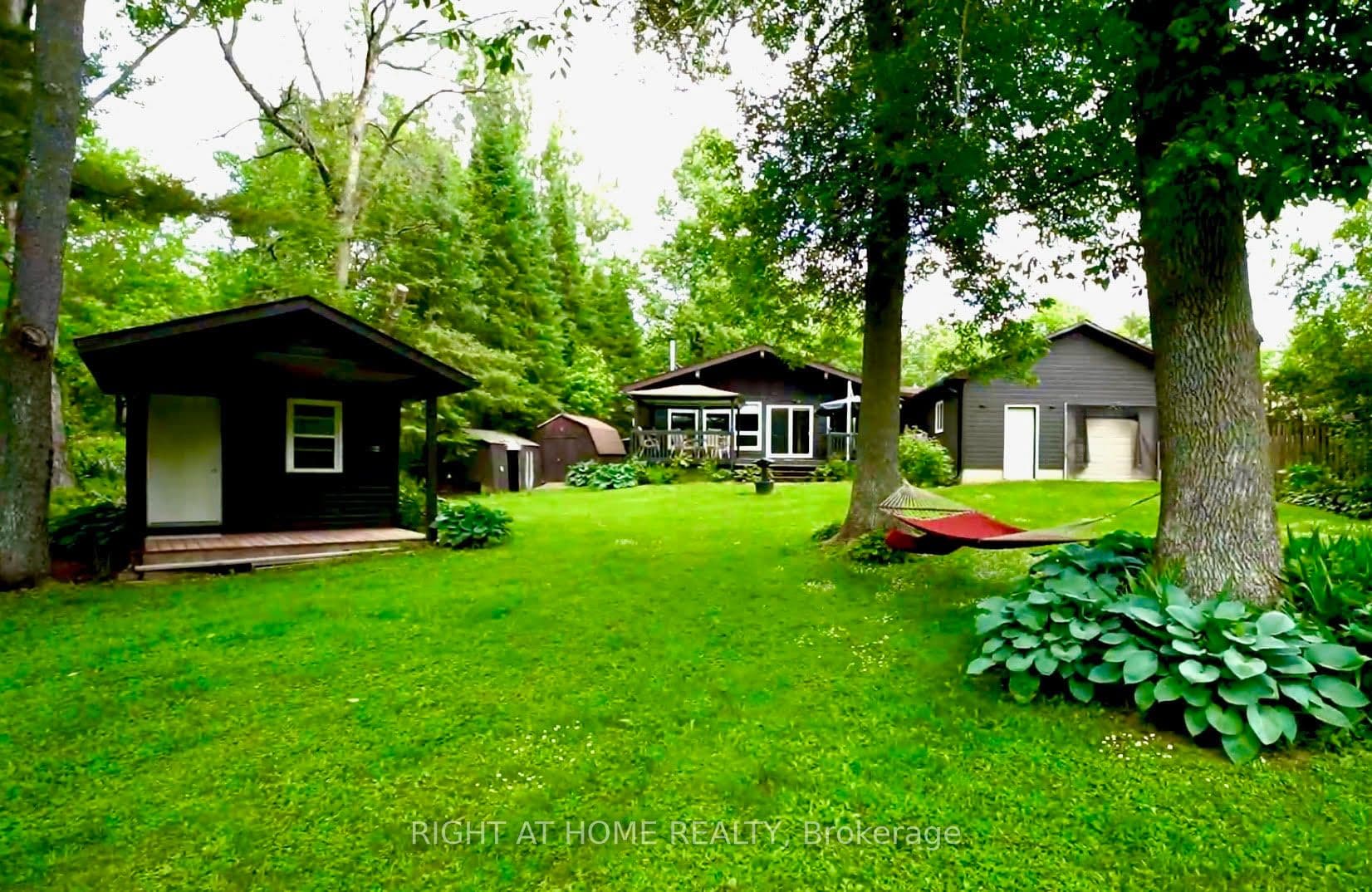 5171 Severn Pines Crescent, Severn, ON L0K 2B0
