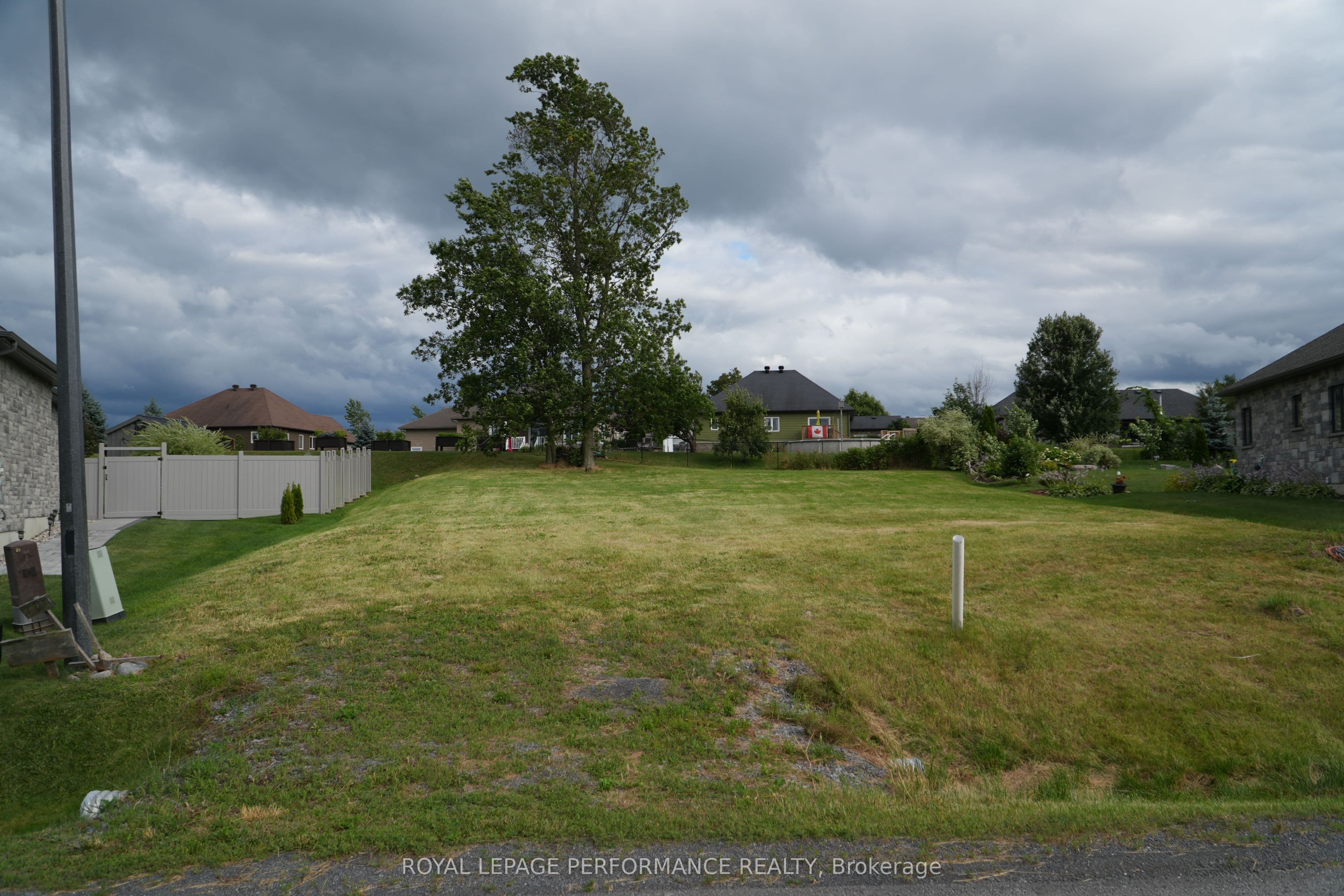 13 Matthew Kieran Crescent, South Stormont, ON K0C 1P0