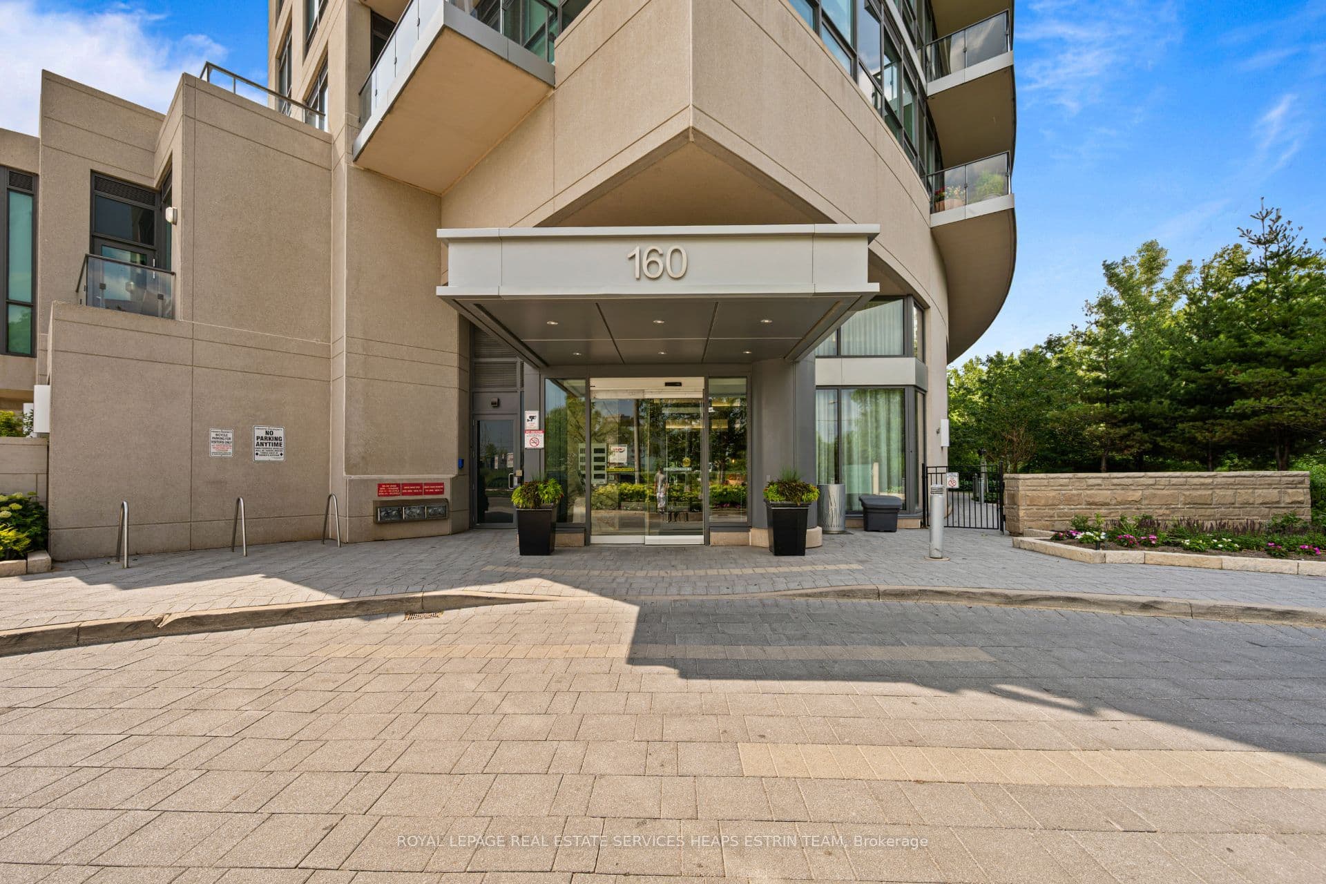 160 Vanderhoof Avenue 913, Toronto, ON M4G 4K3