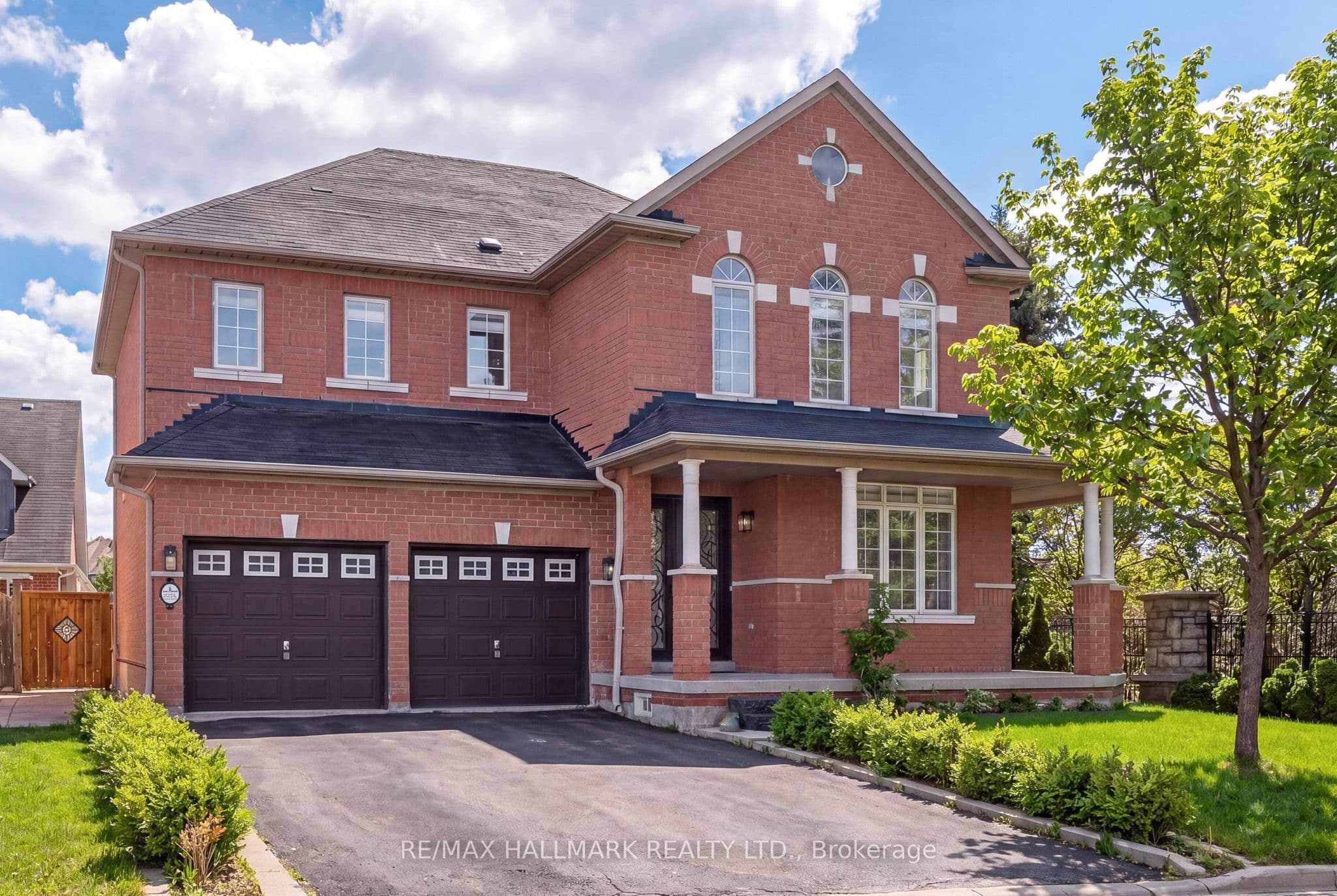 57 Saint Nicholas Crescent, Vaughan, ON L4H 3E5
