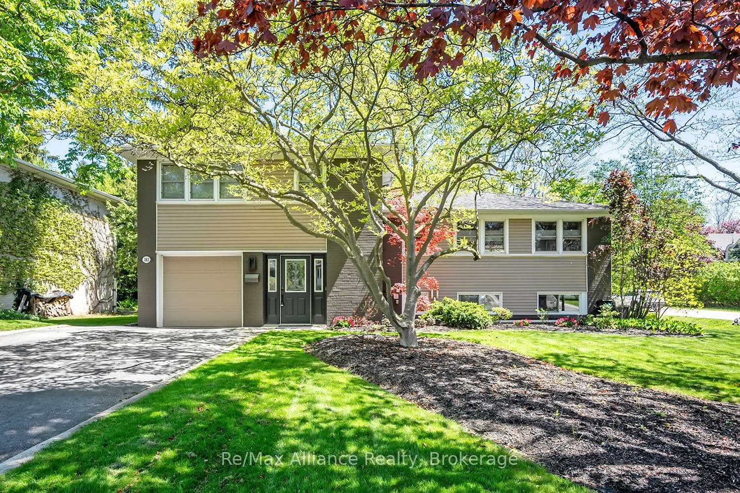 183 Westminster Drive, Oakville, ON L6L 4H8