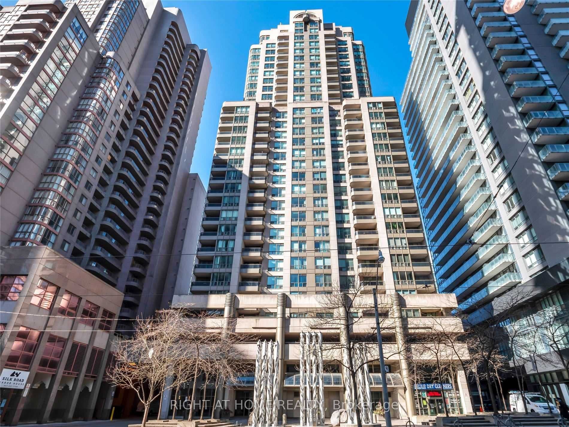 750 Bay Street 2306, Toronto, ON M5G 1N6