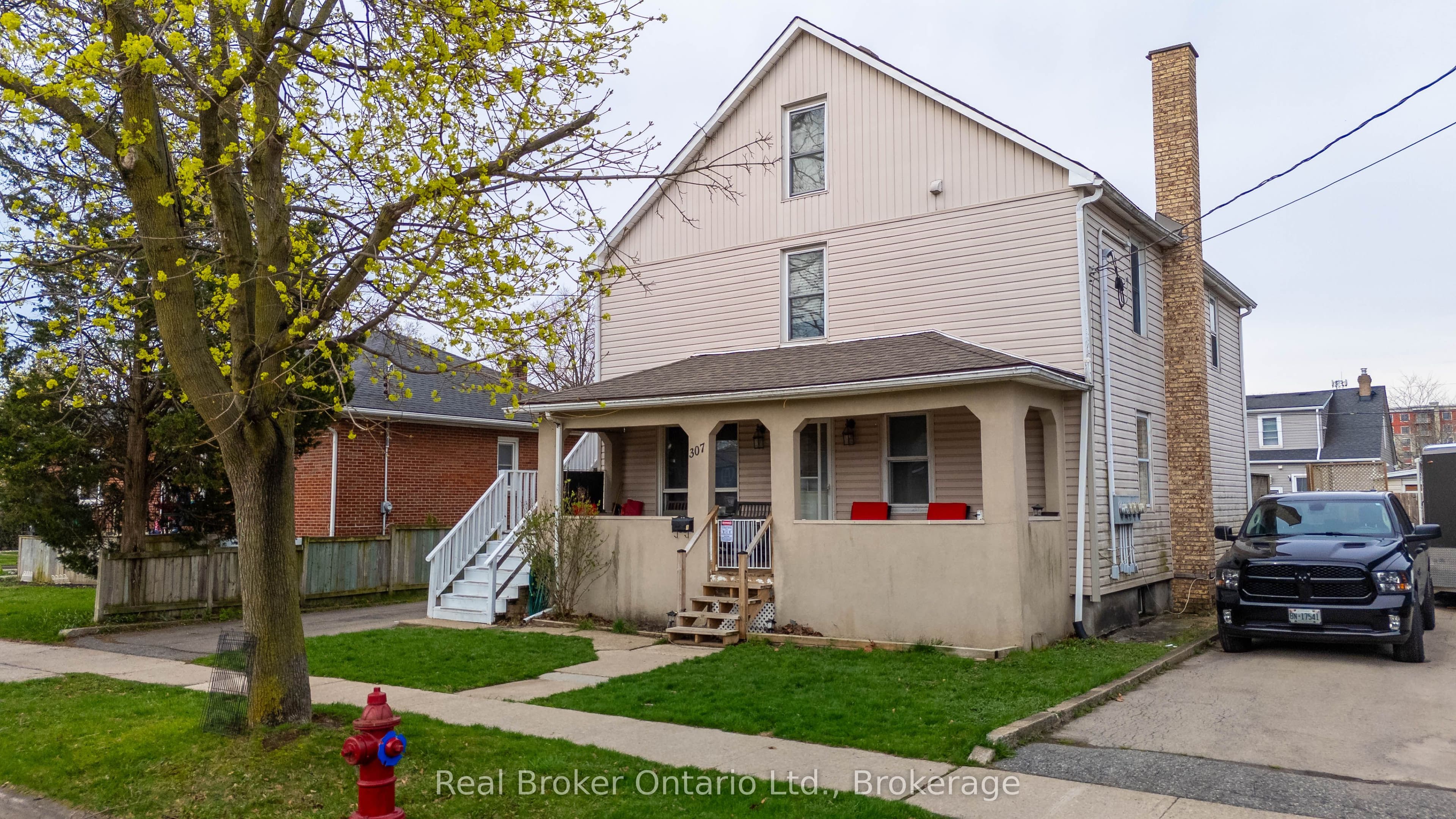 307 Wallace Avenue S, Welland, ON L3B 1R8