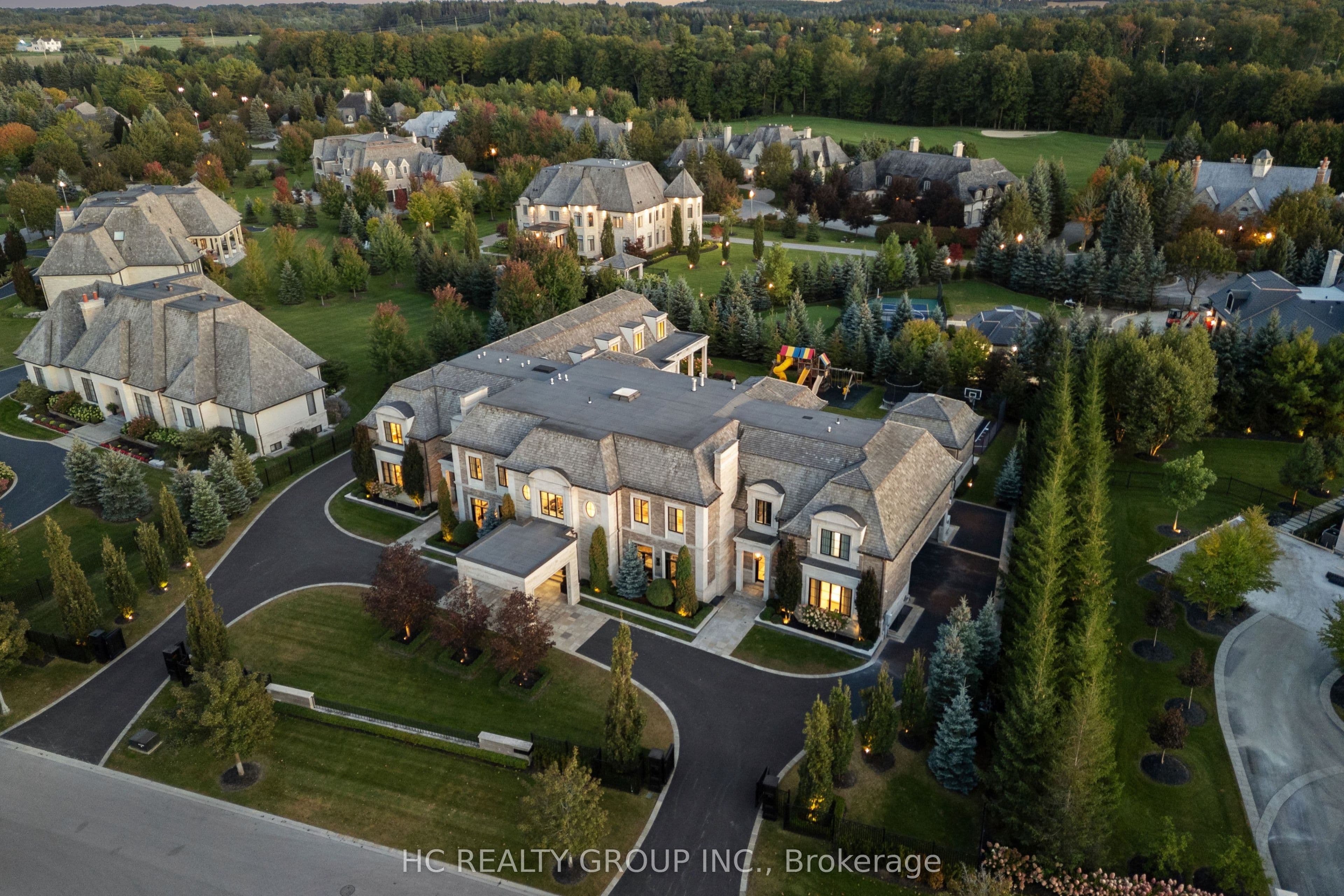38 Adena Meadows Way, Aurora, ON L4G 7Y6