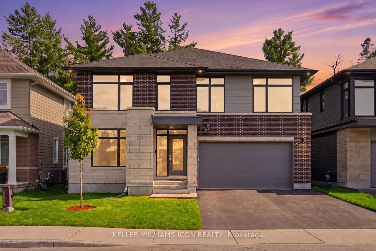 235 Ketchikan Crescent, Kanata, ON K2T 0S3