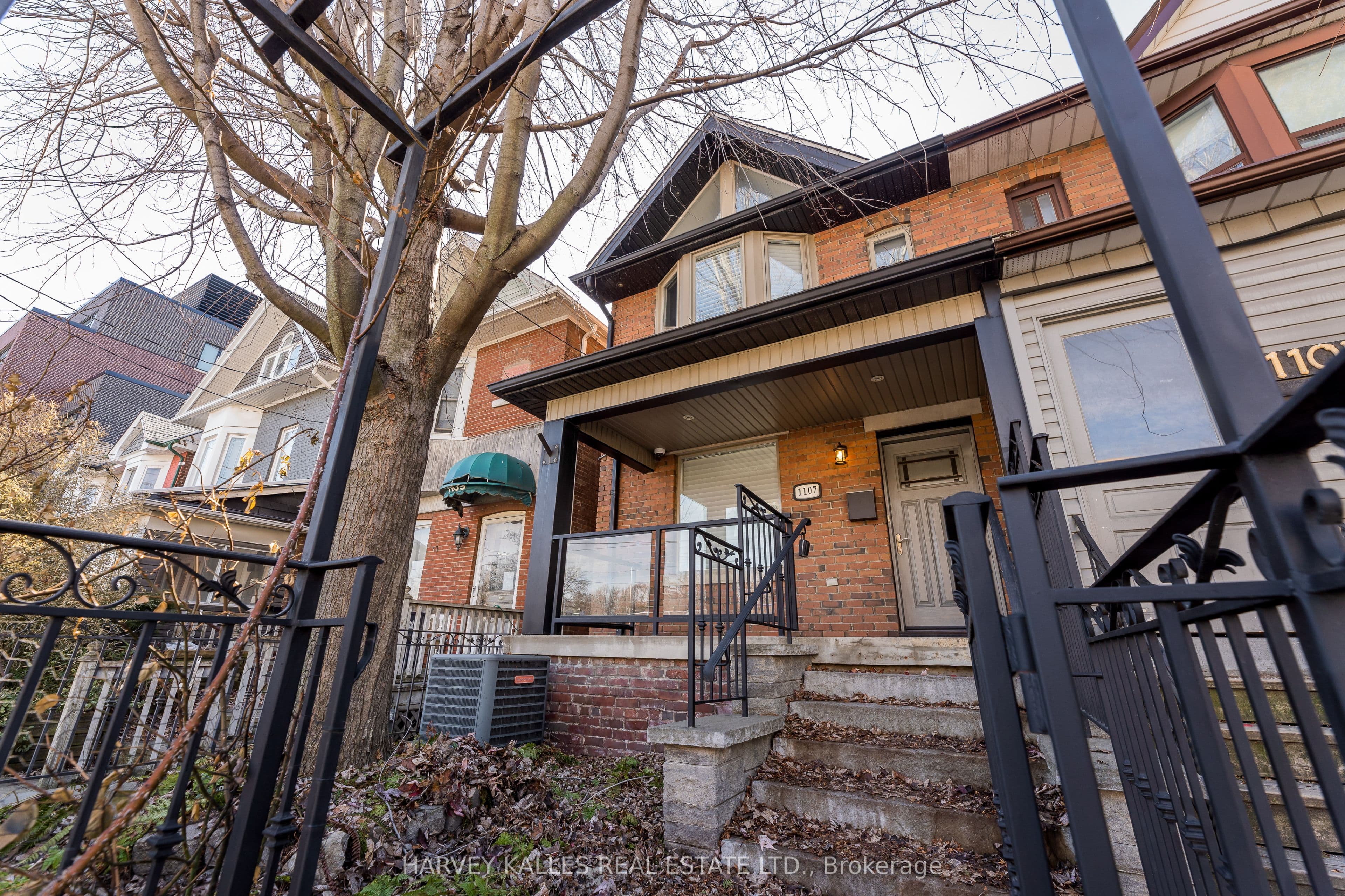 1107 Gerrard Street E, Toronto, ON M4M 1Z9