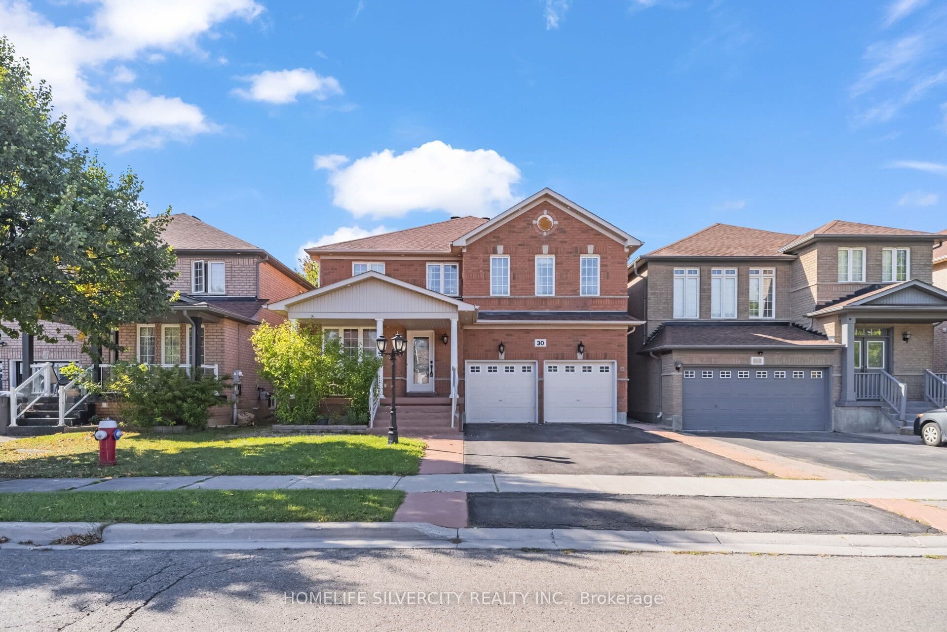 30 Fairhill Avenue, Brampton, ON L7A 2E7