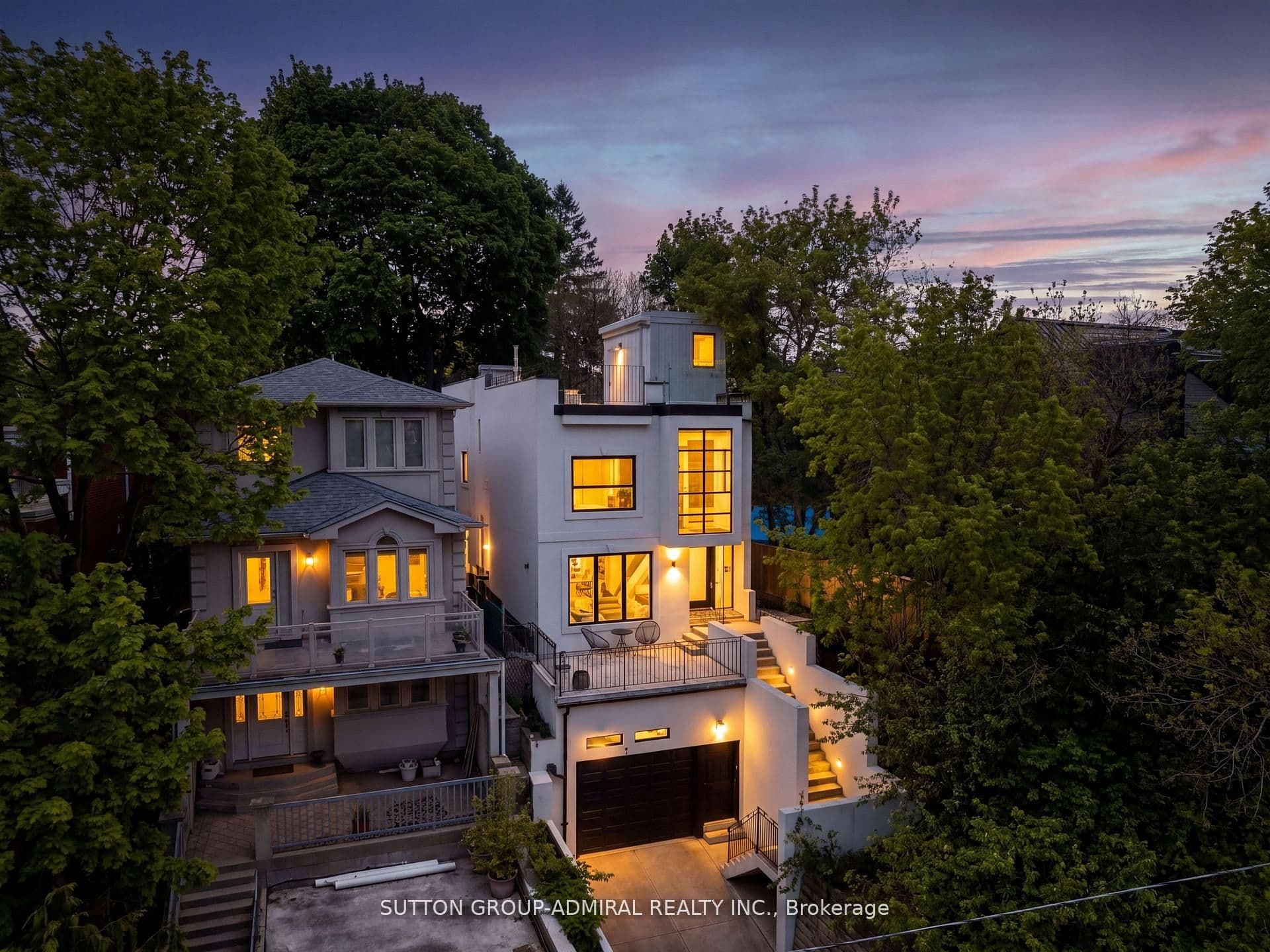 35 Beechwood Drive, Toronto, ON M4K 3H7