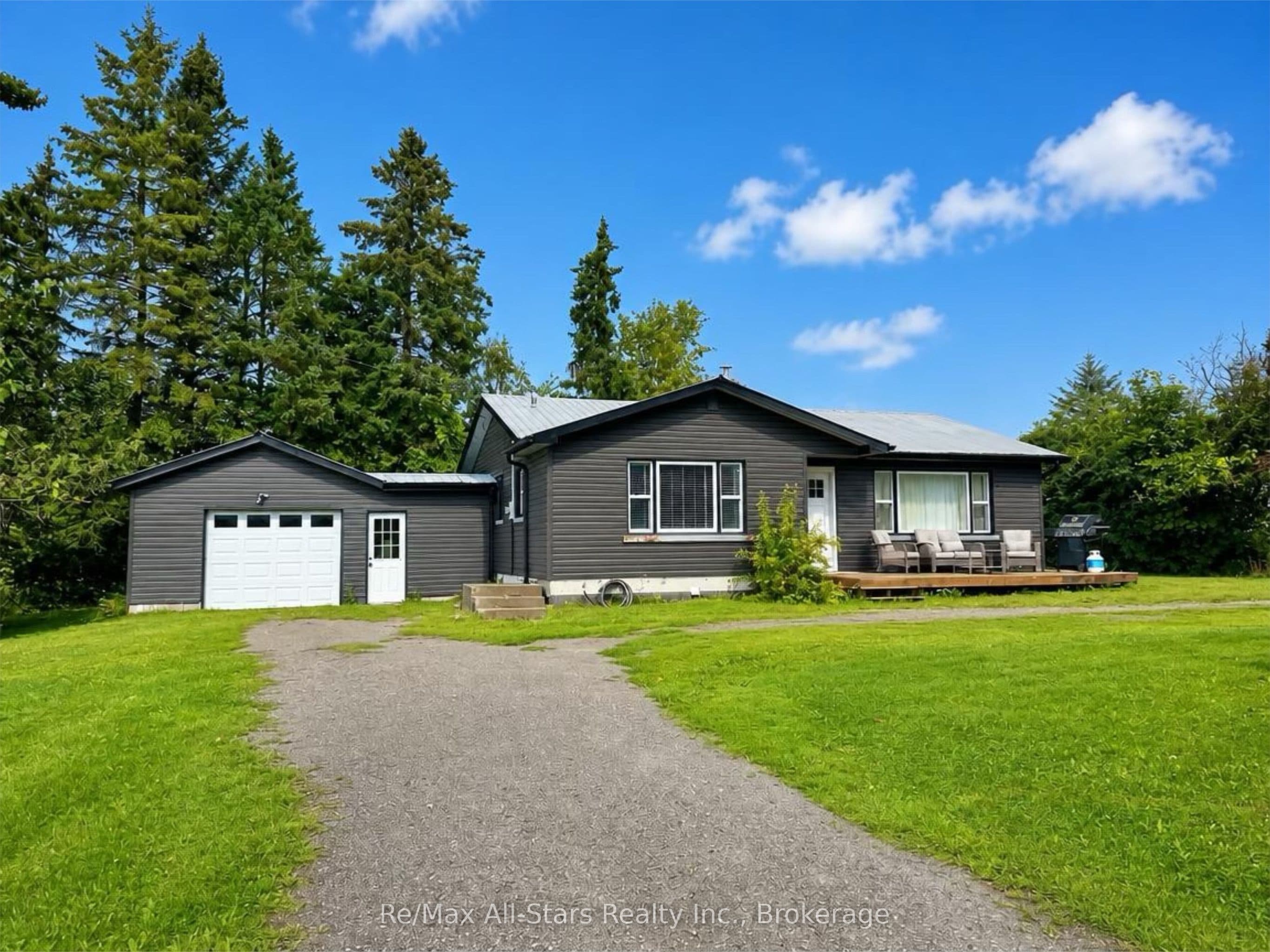 815 County Road 8 Road, Kawartha Lakes, ON K0M 1N0