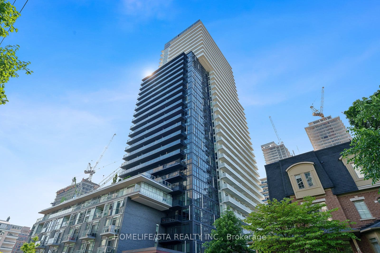 101 Erskine Avenue 1811, Toronto, ON M4P 0C5