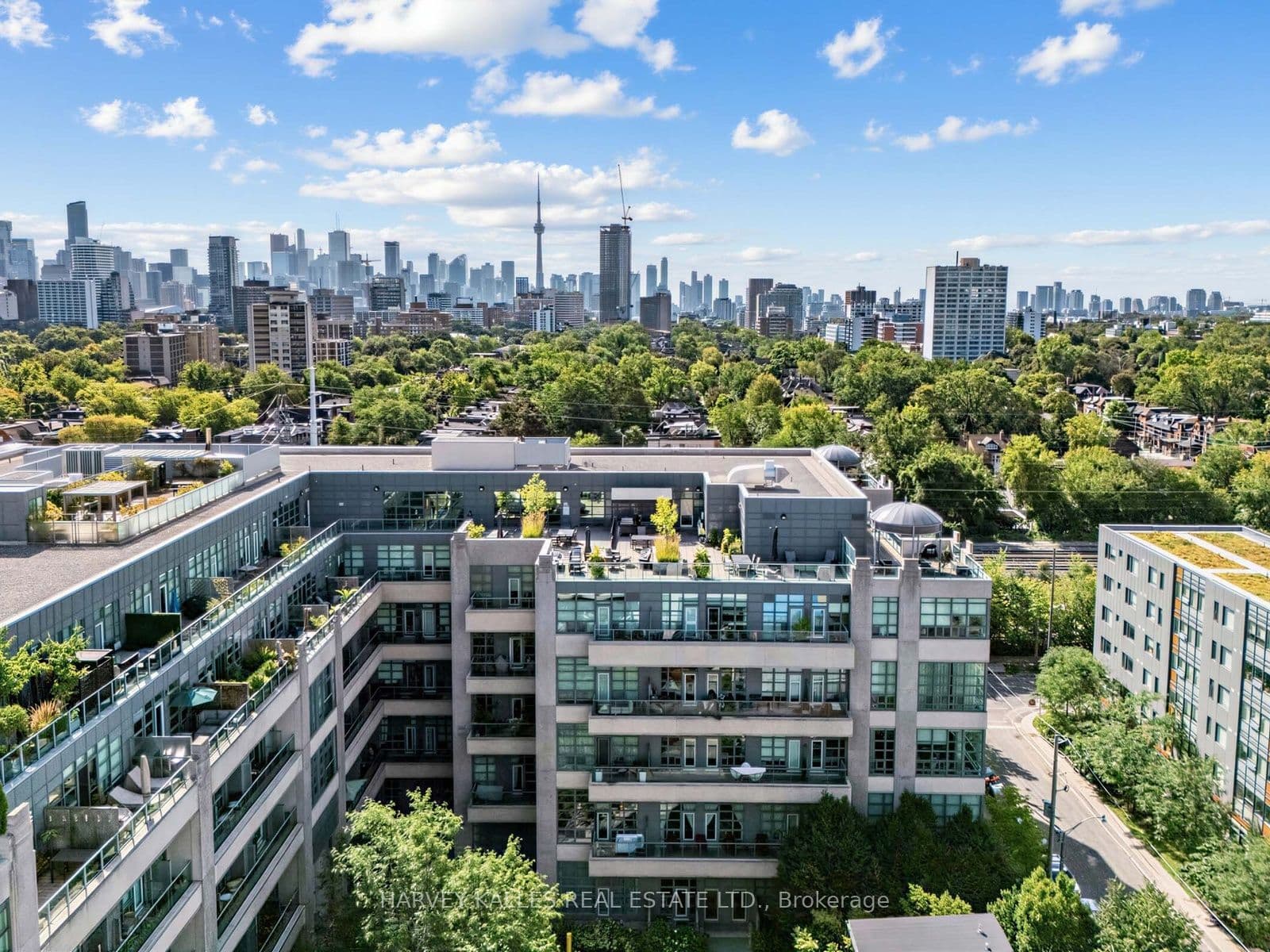 380 Macpherson Avenue 106, Toronto, ON M4V 3E3