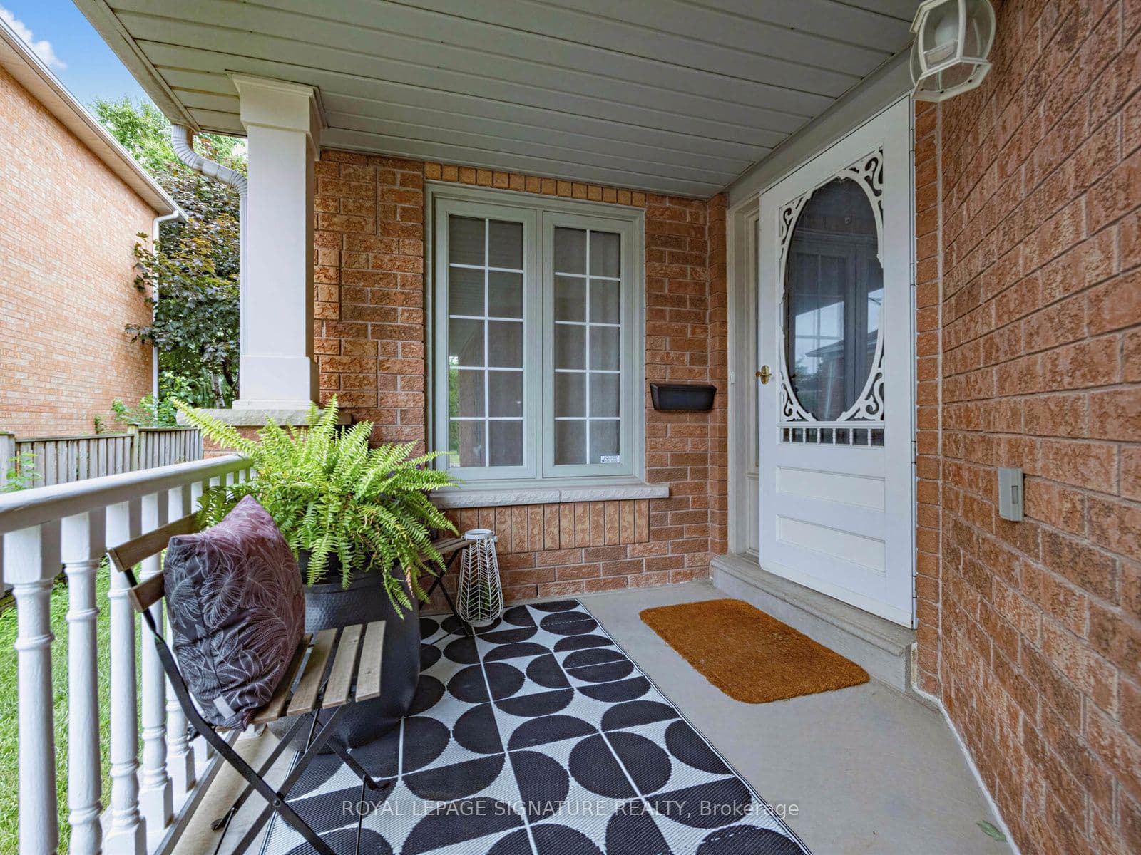 2865 Castlebridge Drive, Mississauga, ON L5M 5T5