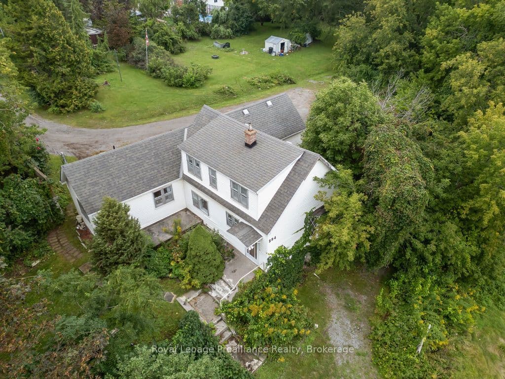 294 Moira Street E, Belleville, ON K8P 2T1